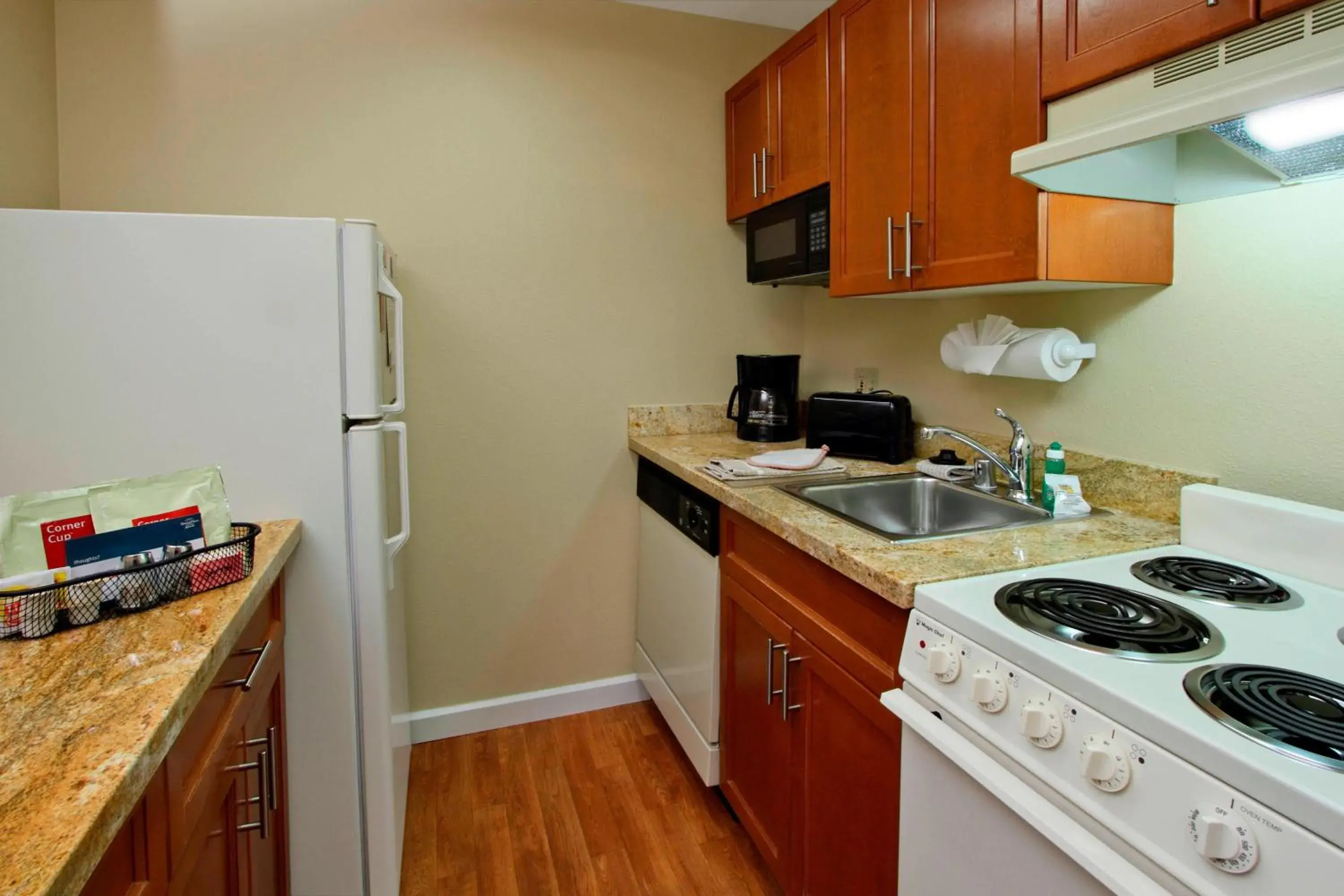 Kitchen or kitchenette, Kitchen/Kitchenette in TownePlace Suites by Marriott San Jose Cupertino