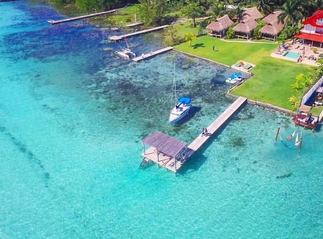 Beach, Bird's-eye View in Hotel CasaBakal - A pie de Laguna - Bacalar