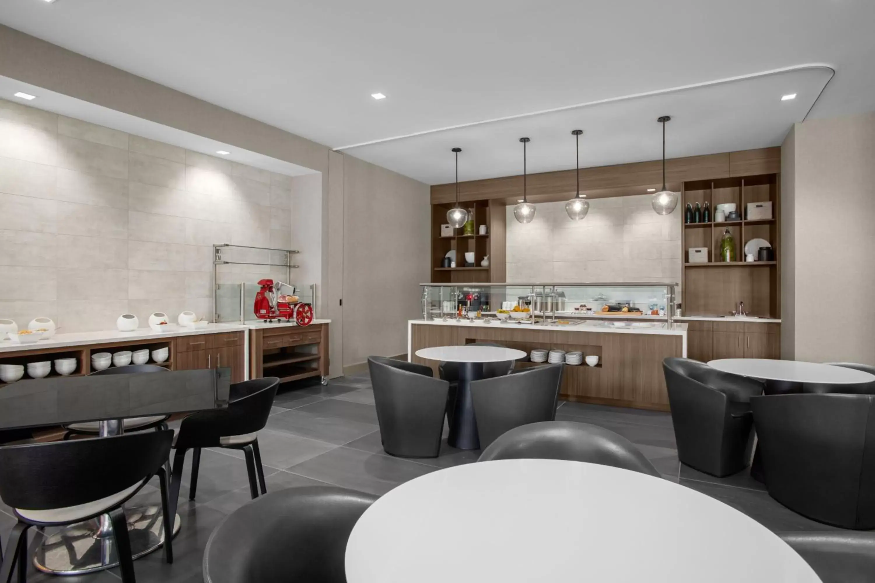 Kitchen or kitchenette, Restaurant/Places to Eat in AC Hotel by Marriott Pittsburgh Southpointe