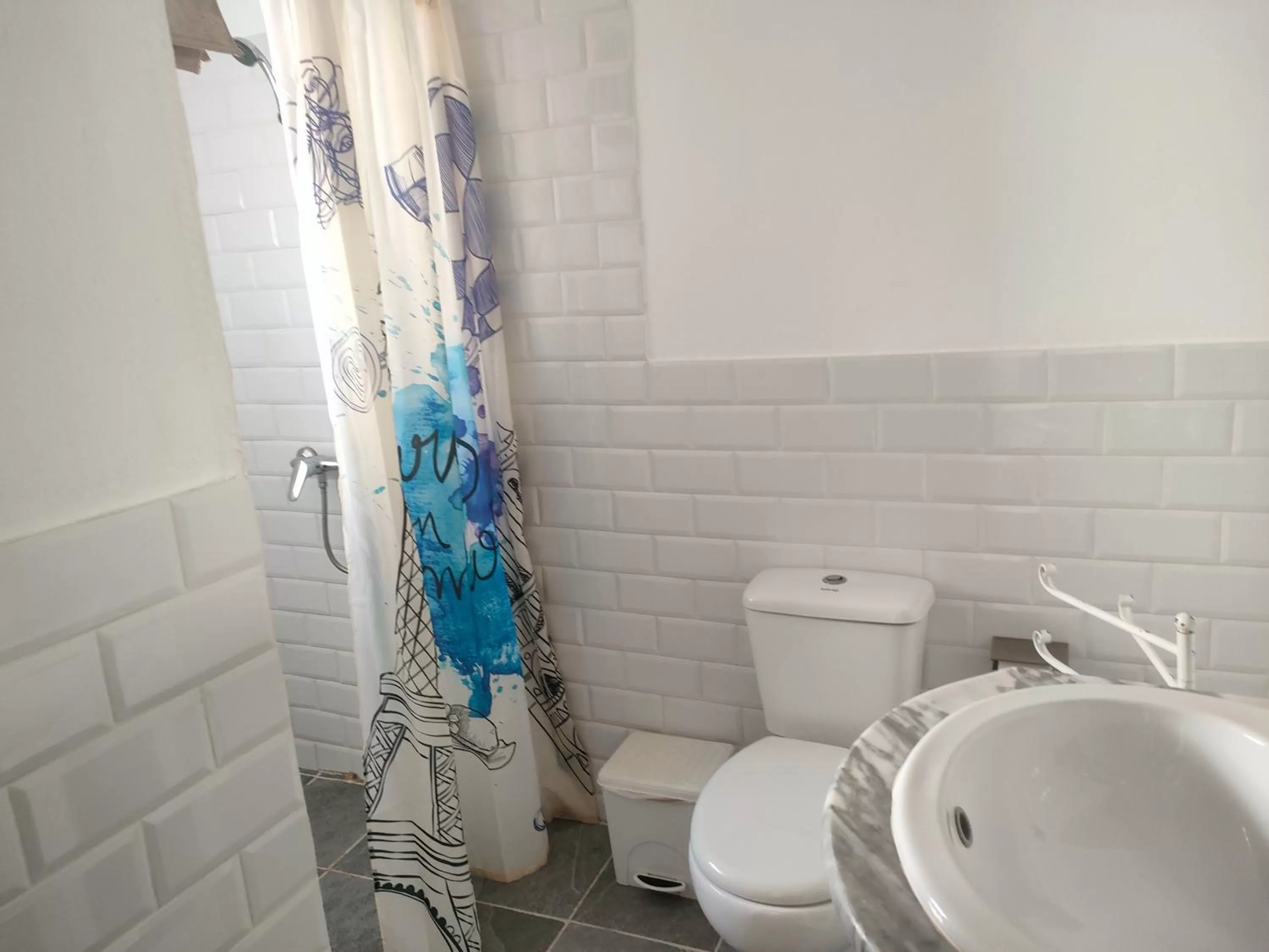 Alba 2 apartamento y Alba 3 habitación con baño