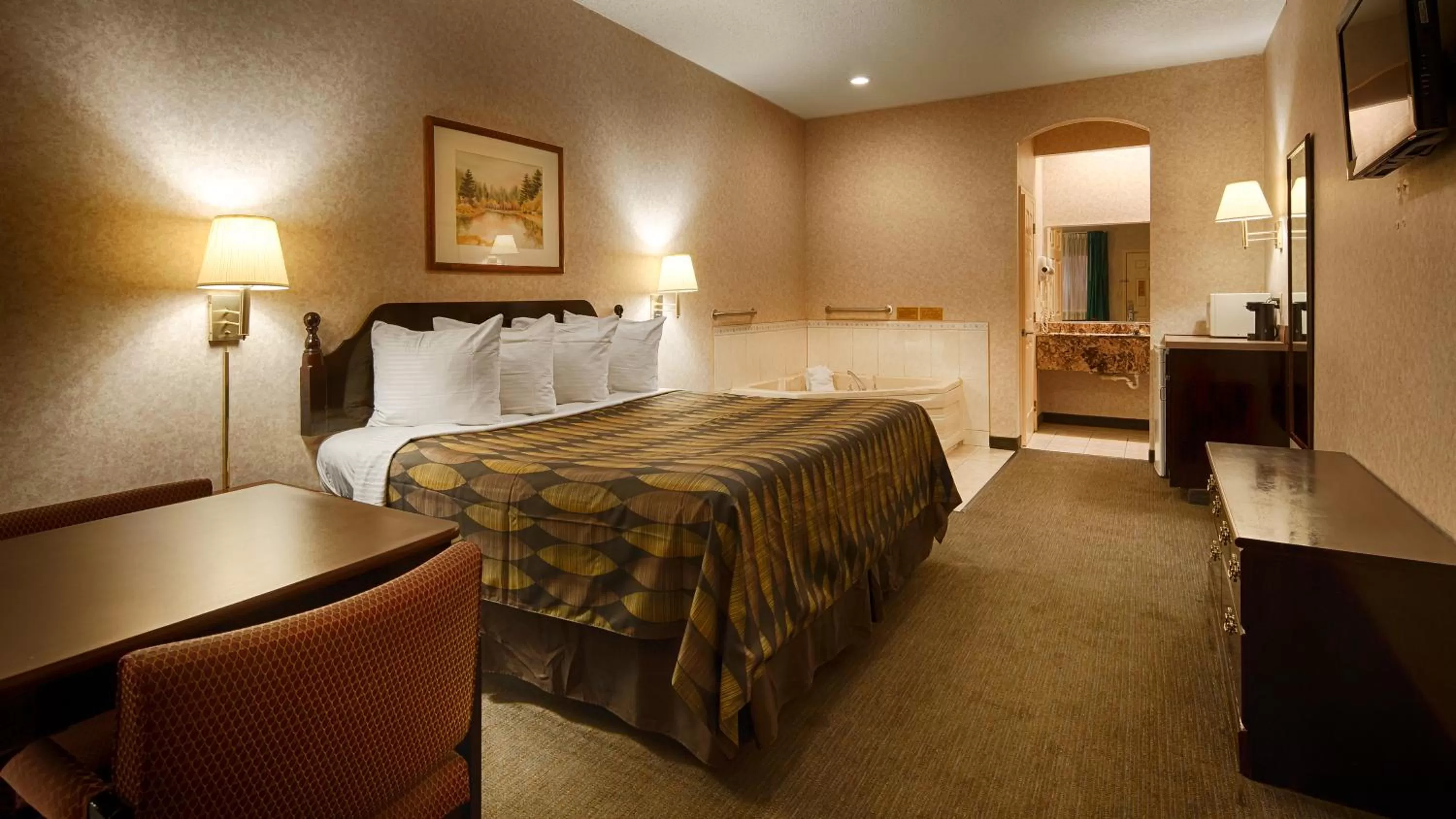 King Room - Disability Access/Non-Smoking in SureStay Hotel by Best Western Mission