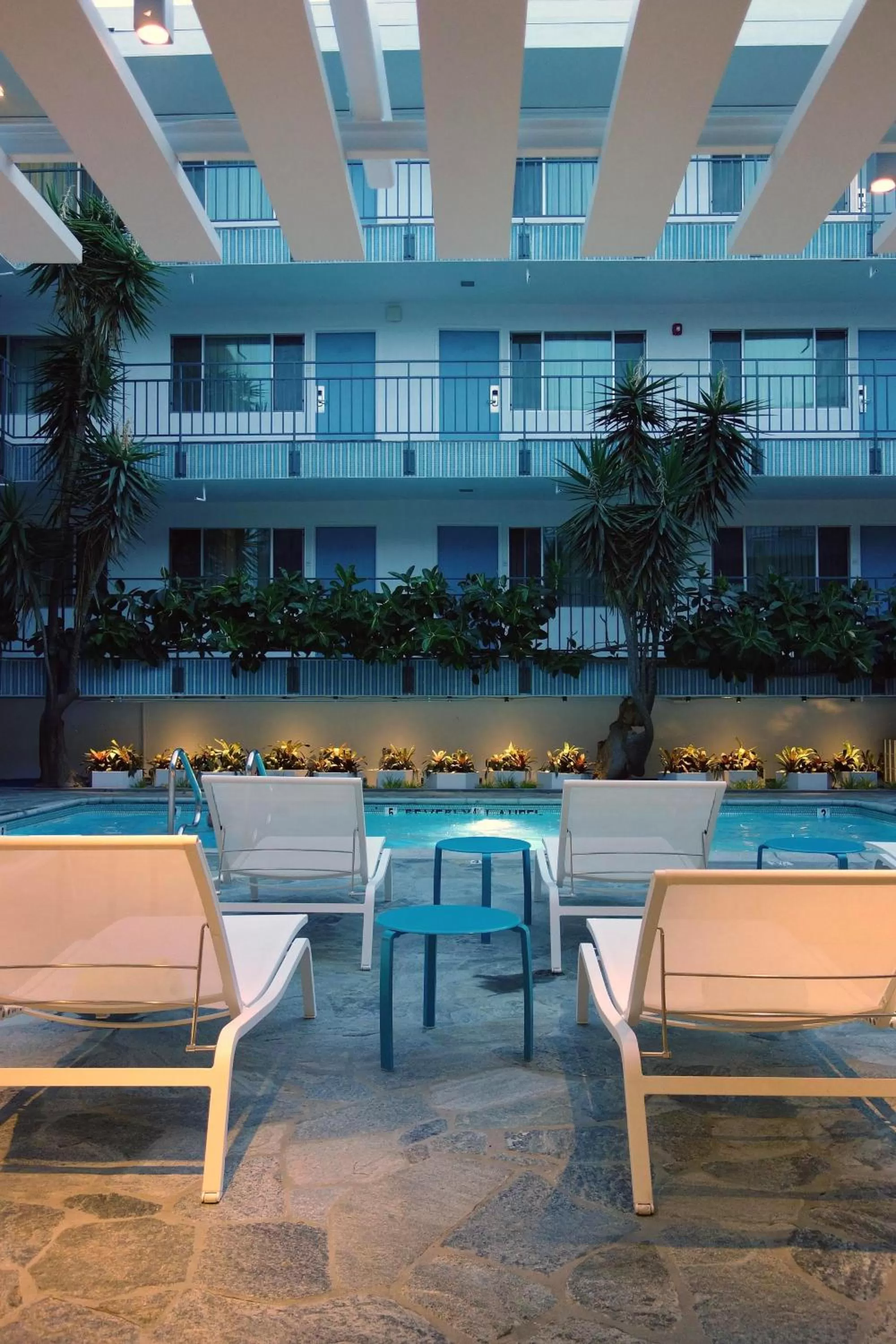 Swimming pool in The Beverly Laurel Hotel at West Hollywood