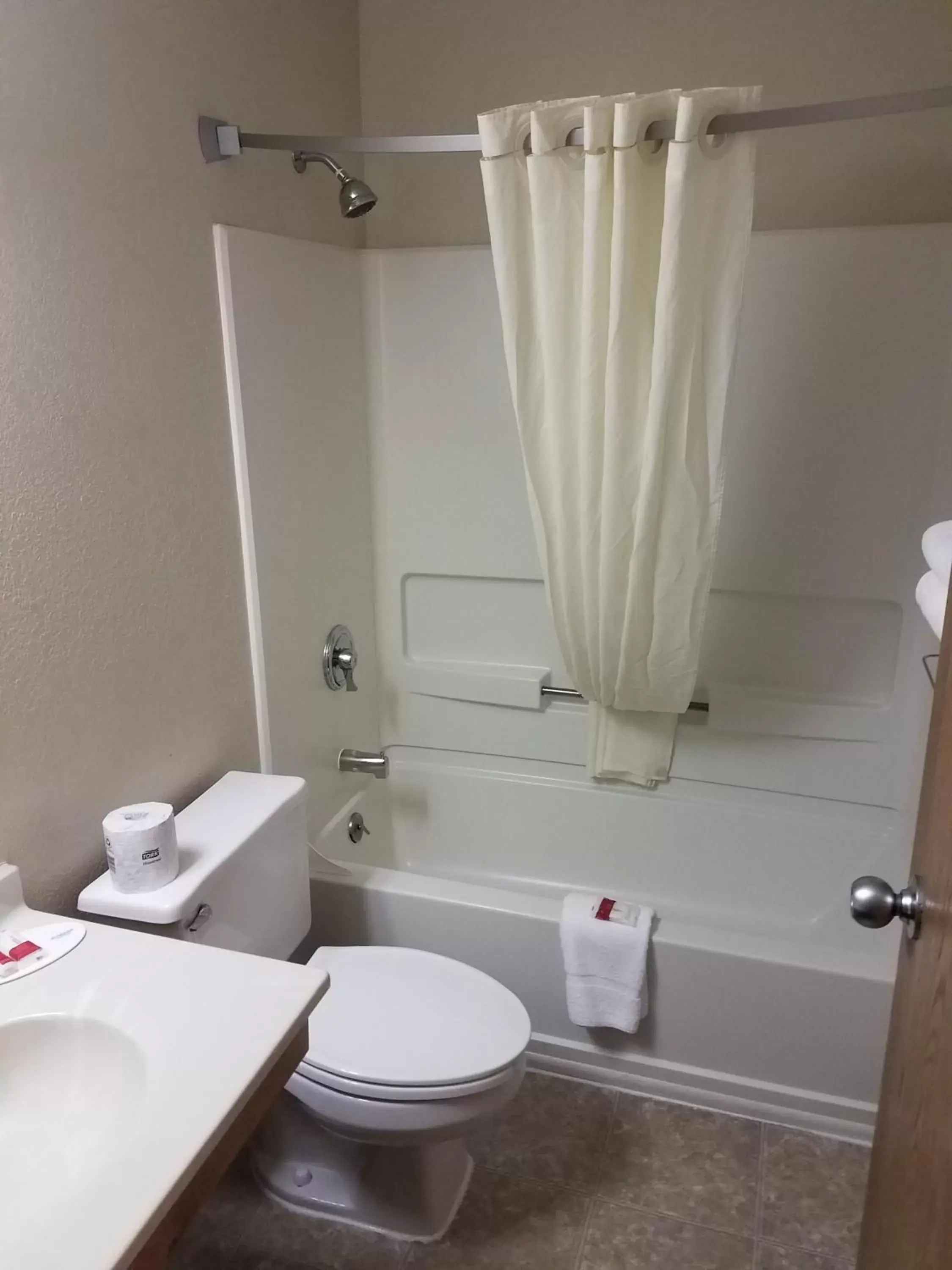 Bathroom in Super 8 by Wyndham Houghton Lake