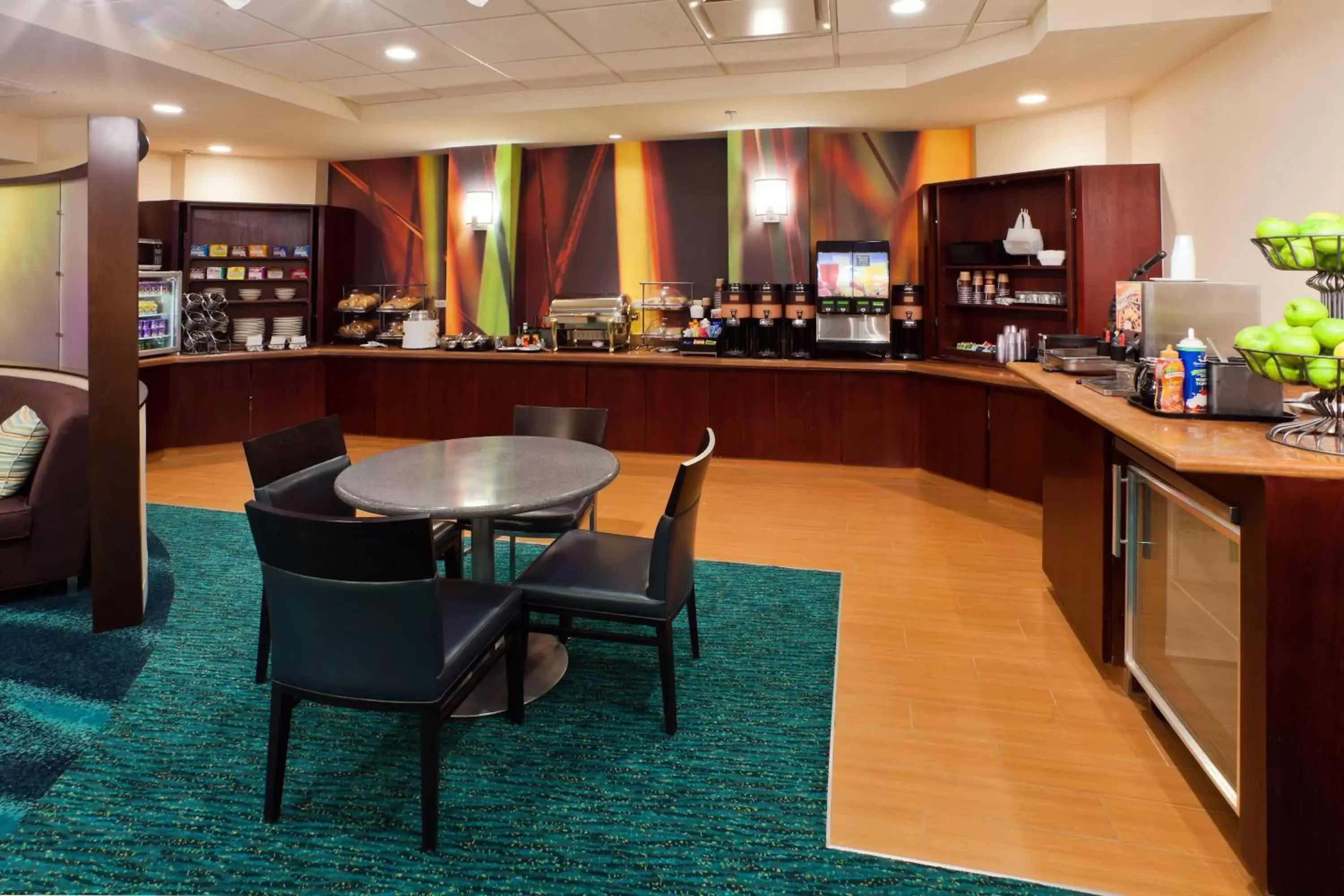 Breakfast, Restaurant/Places to Eat in SpringHill Suites Denver North / Westminster