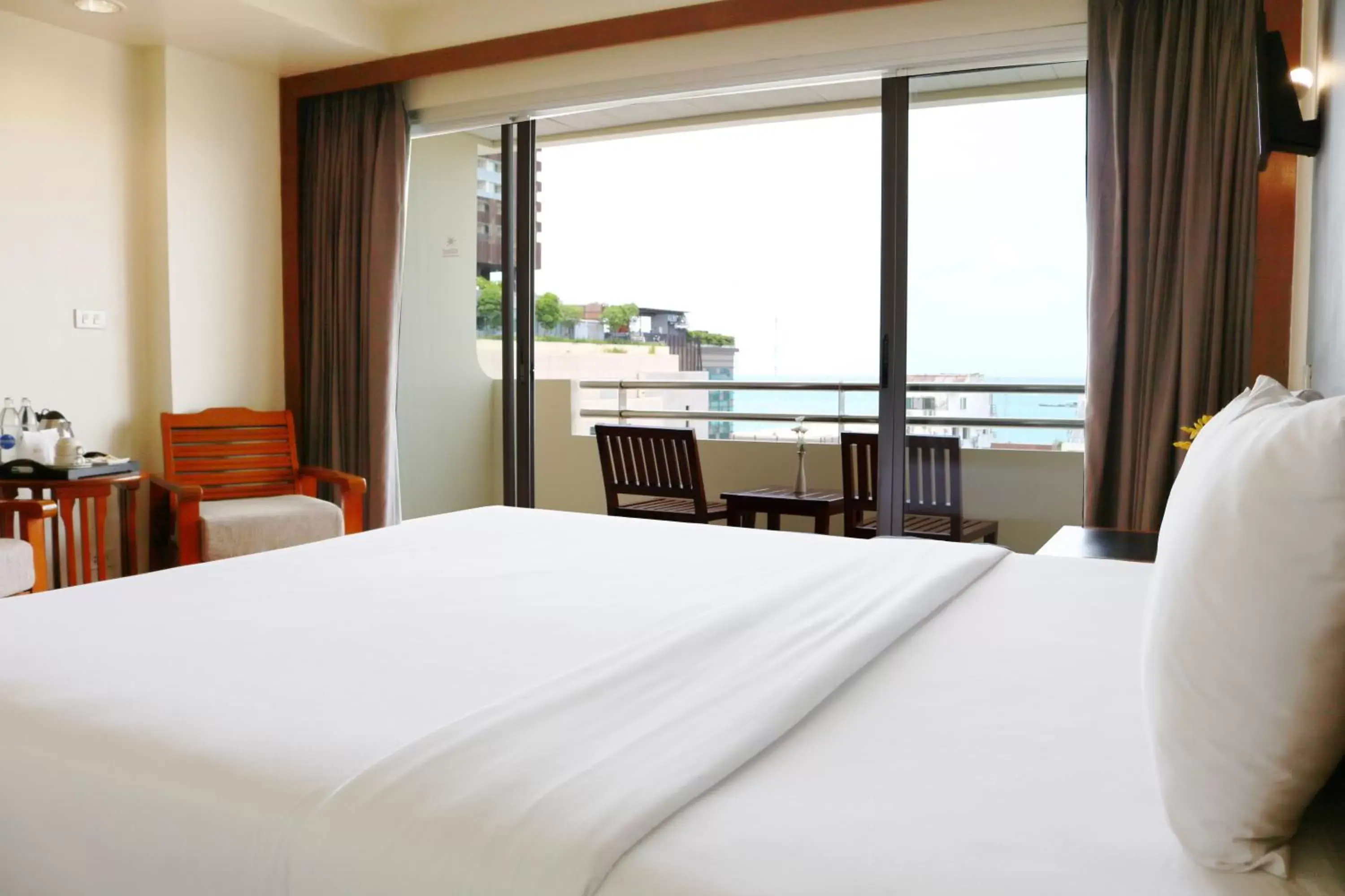 Bed, Room Photo in Sunshine Hotel & Residences - SHA Plus