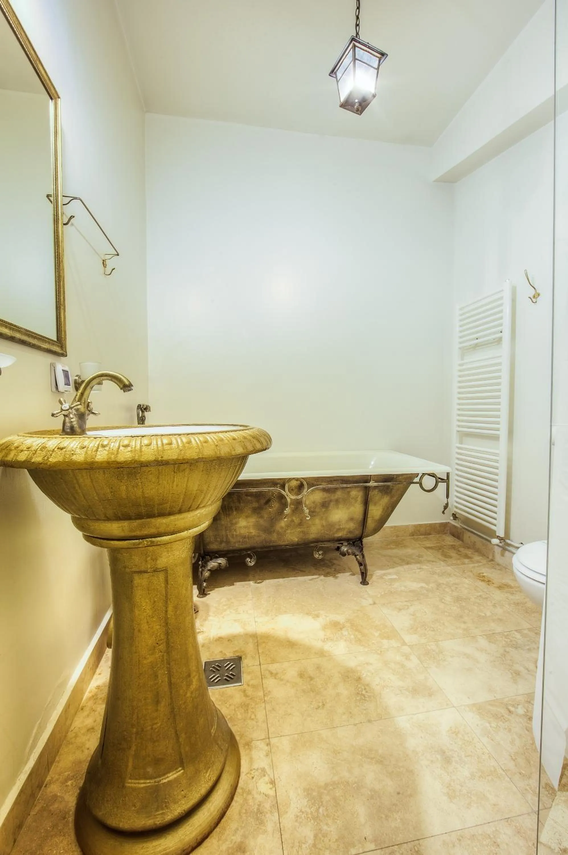 Bathroom in Residence Central Annapolis