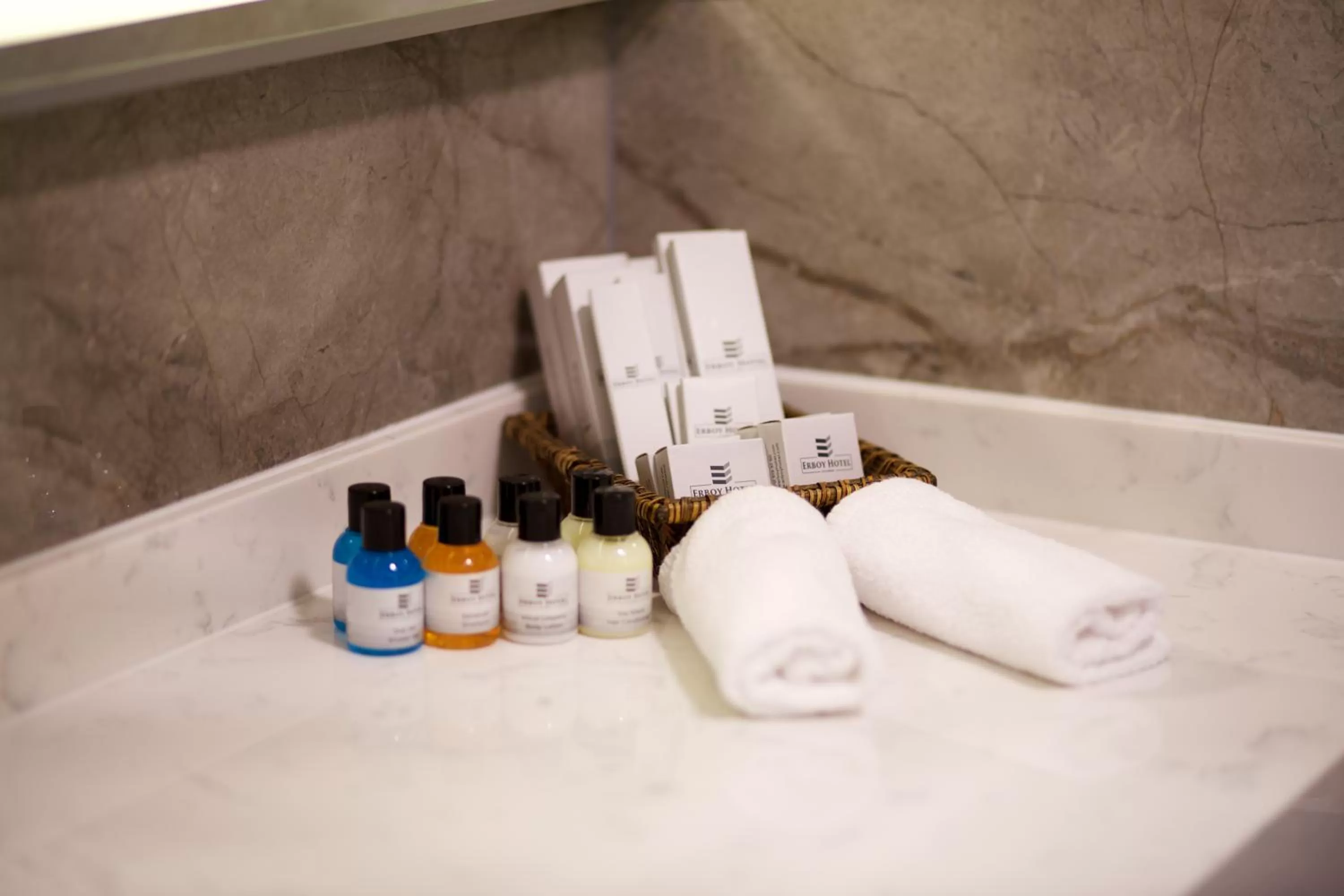 Bathroom in Erboy Hotel Istanbul Sirkeci