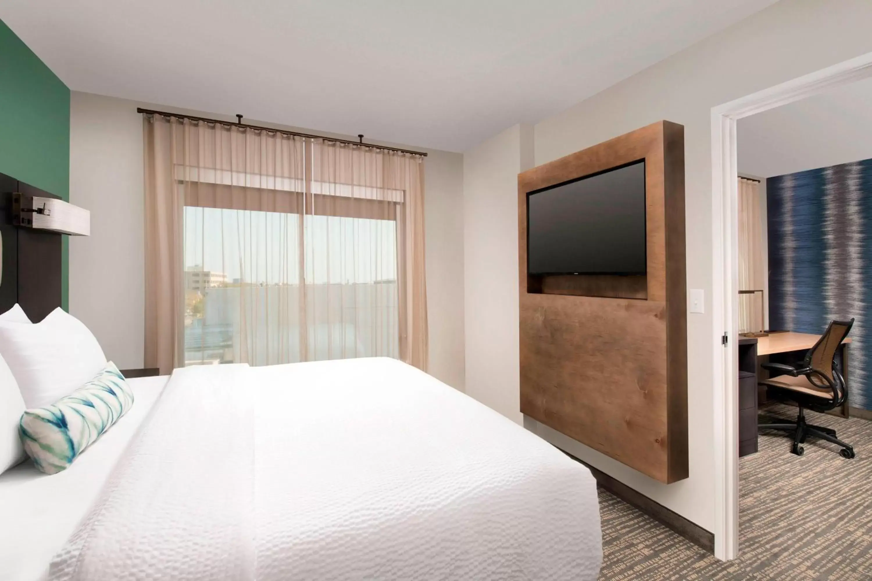 Bedroom, Bed in Residence Inn by Marriott New Orleans Elmwood