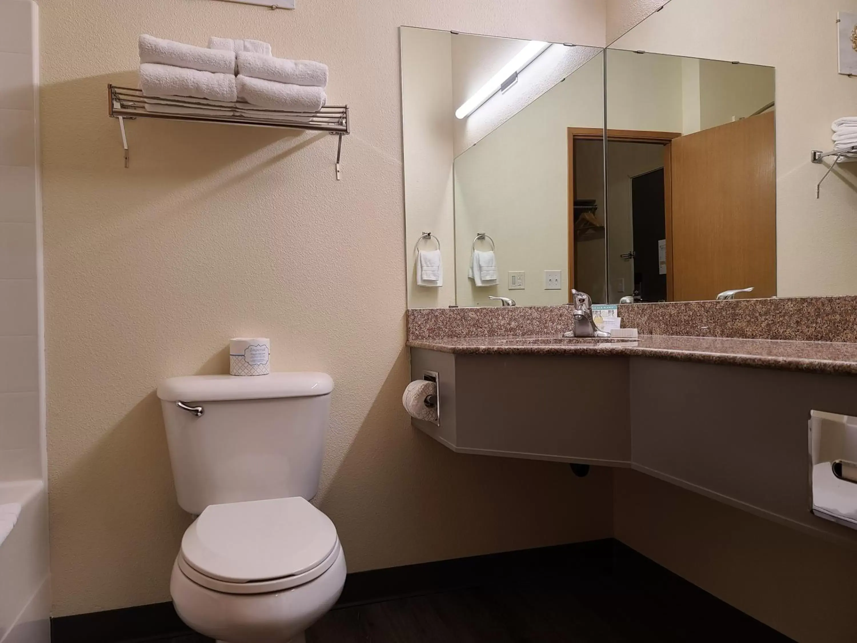 Bathroom in Inn at Wecoma
