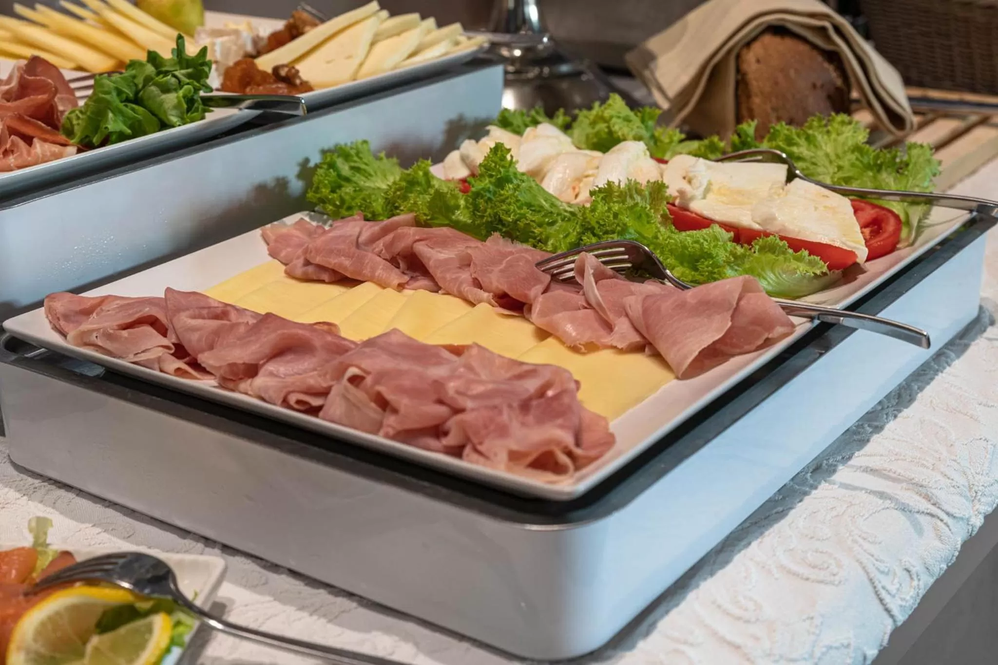 Buffet breakfast in Palazzo Dipinto