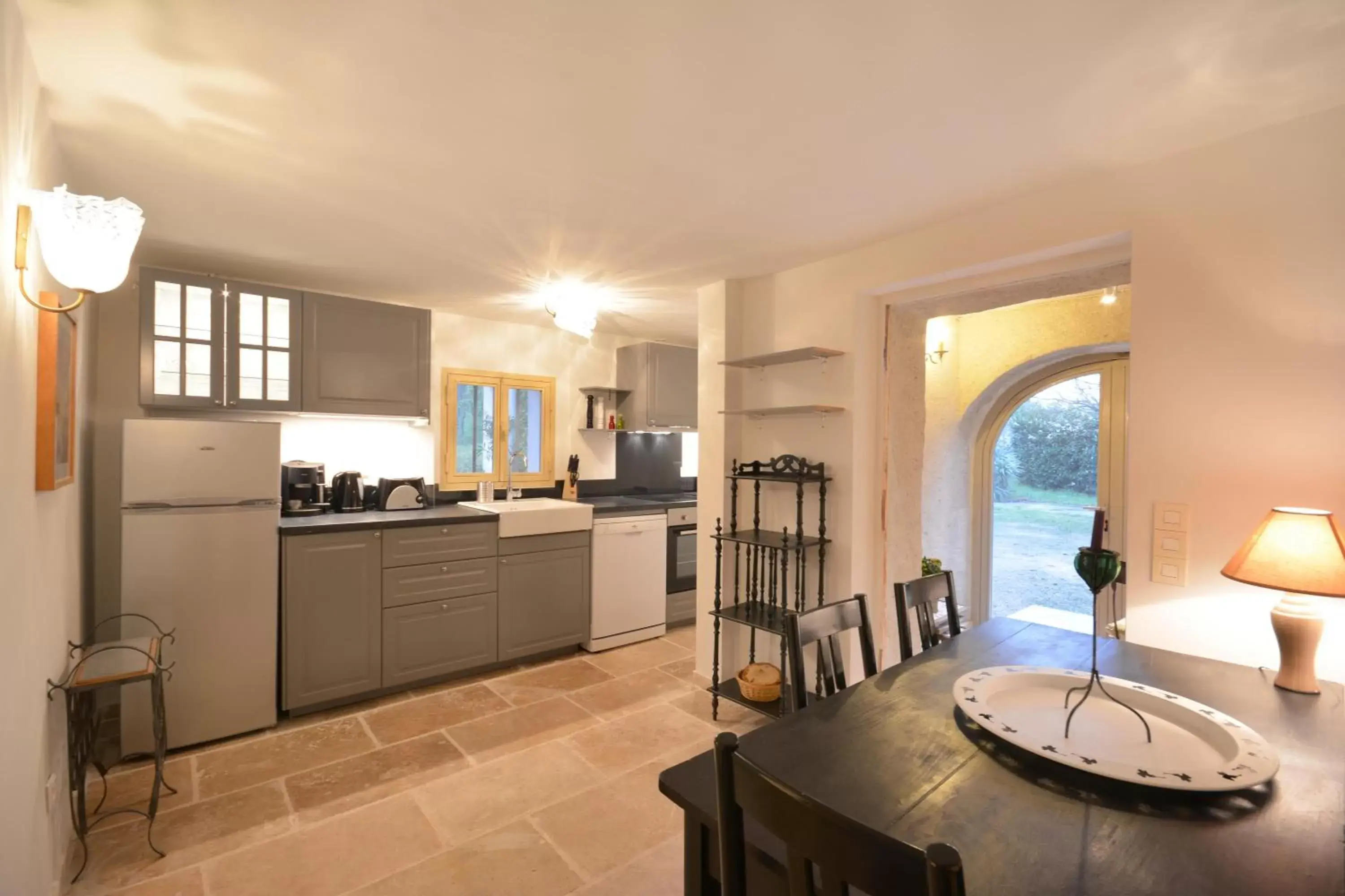 Dining Area in Ancien Mas Du Moulin