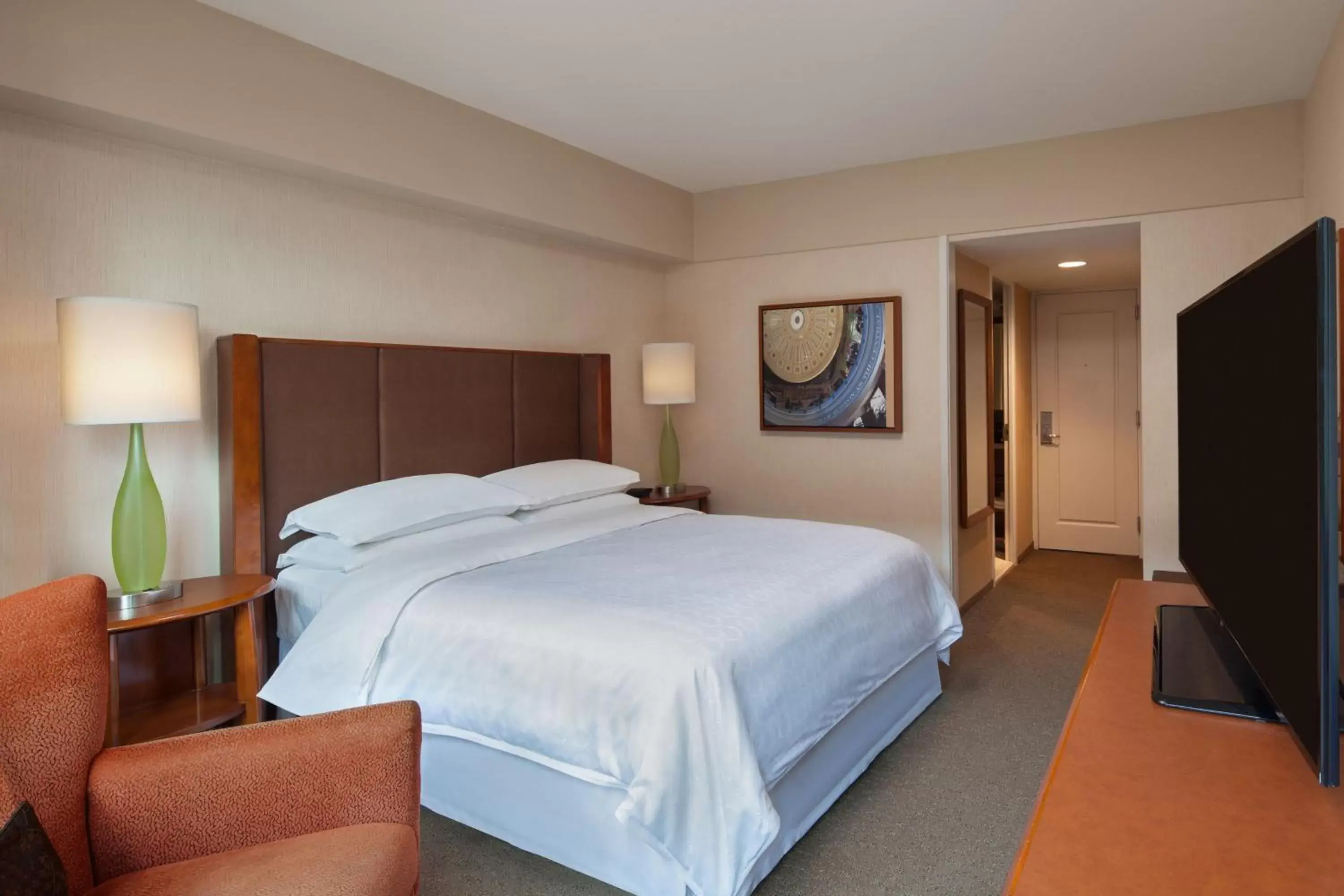 Bedroom, Bed in Sheraton Boston Hotel