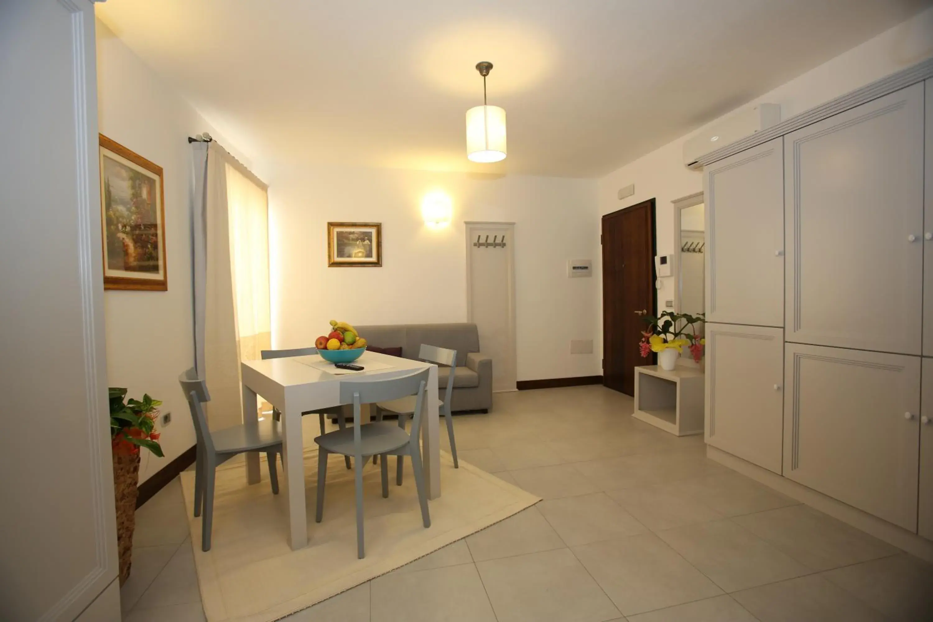 Living room, Dining Area in Albergo Residenziale La Corte