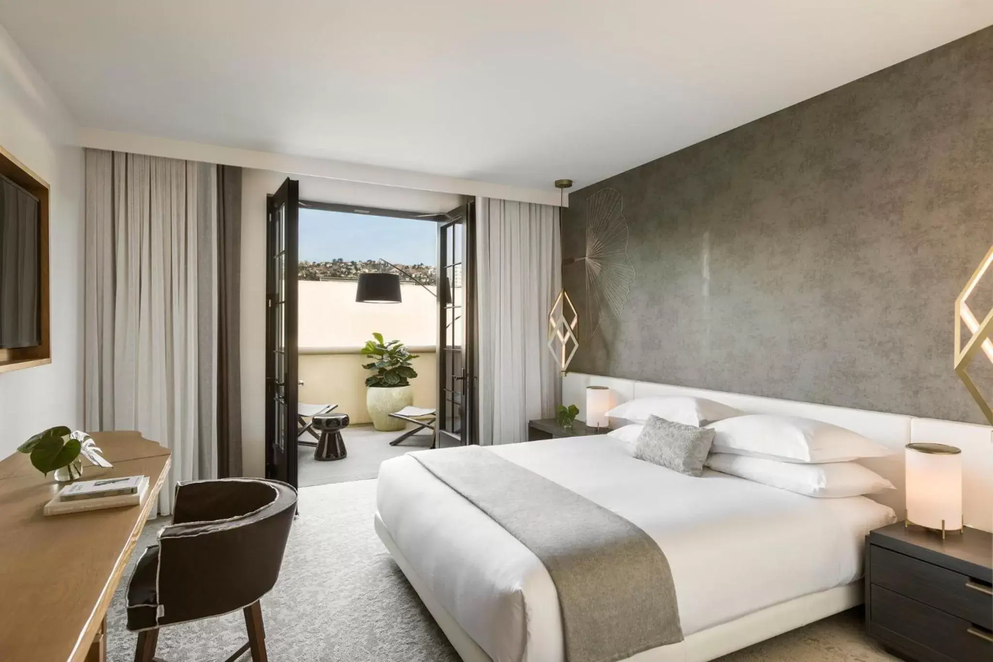 Premium King Room with Furnished Balcony in Kimpton La Peer Hotel West Hollywood by IHG Premium King Room with Furnished Balcony in Kimpton La Peer Hotel West Hollywood by IHG