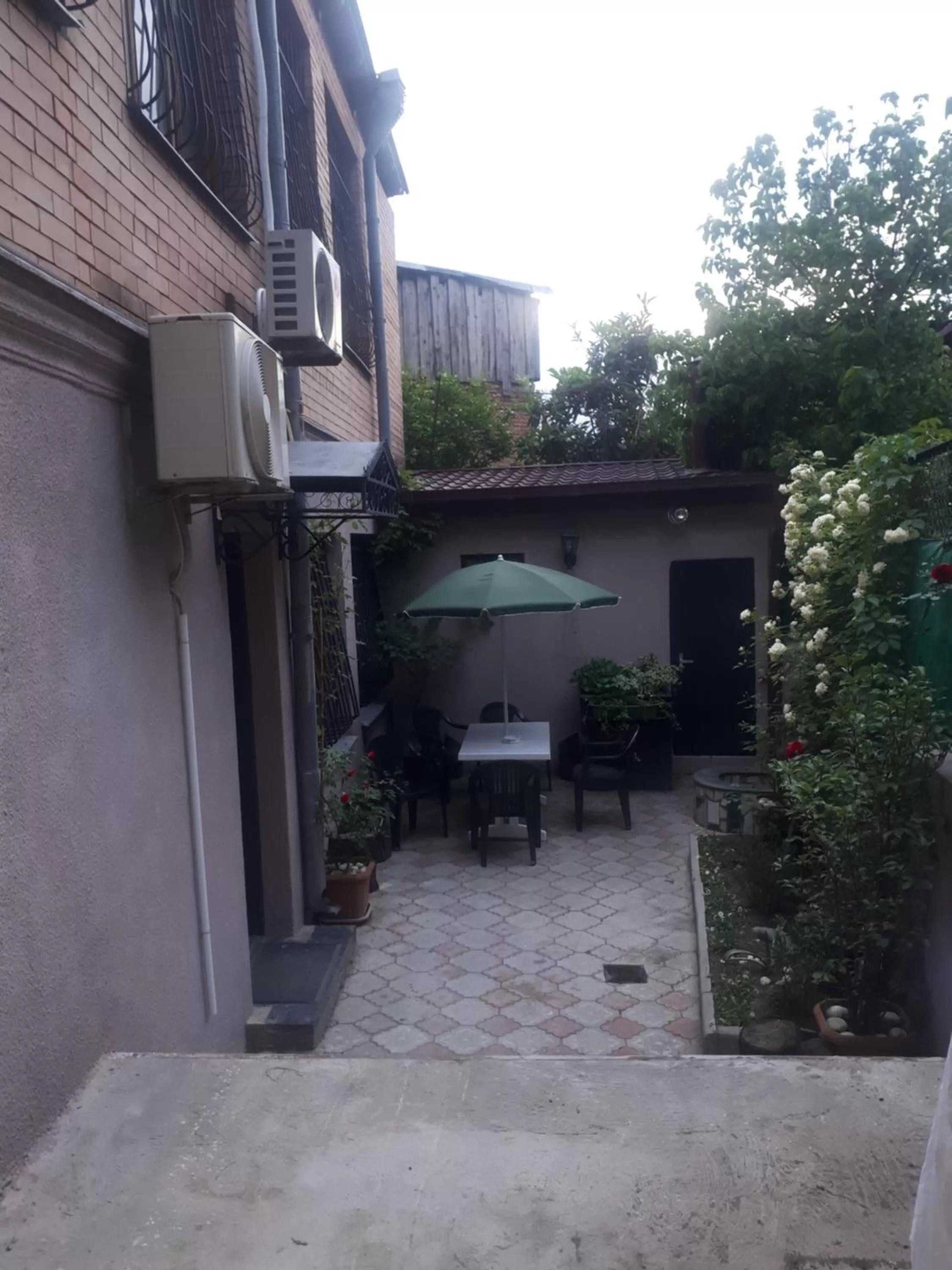 Patio in Sunflower Hotel