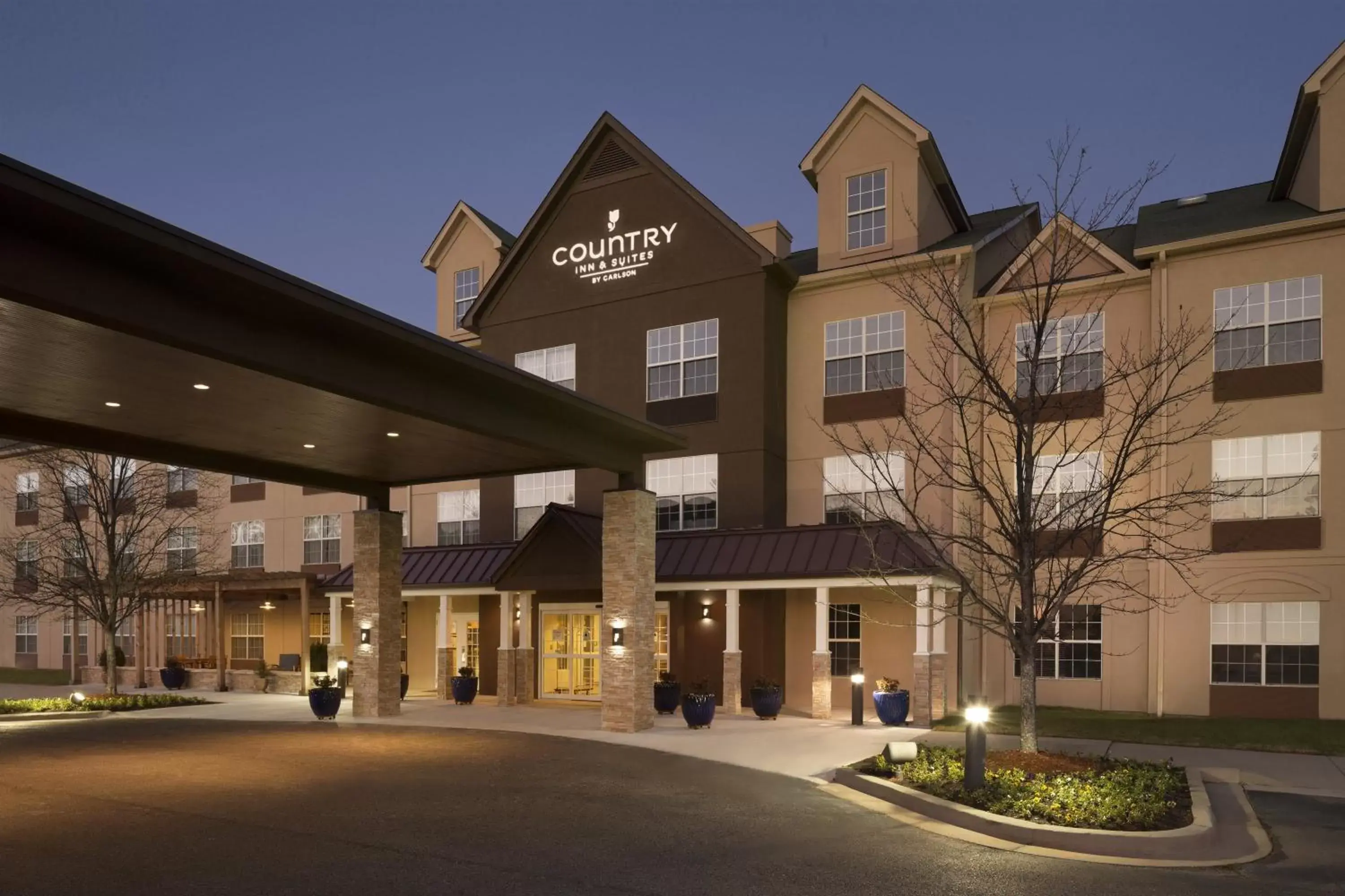 Facade/Entrance in Country Inn & Suites by Radisson, Aiken, SC