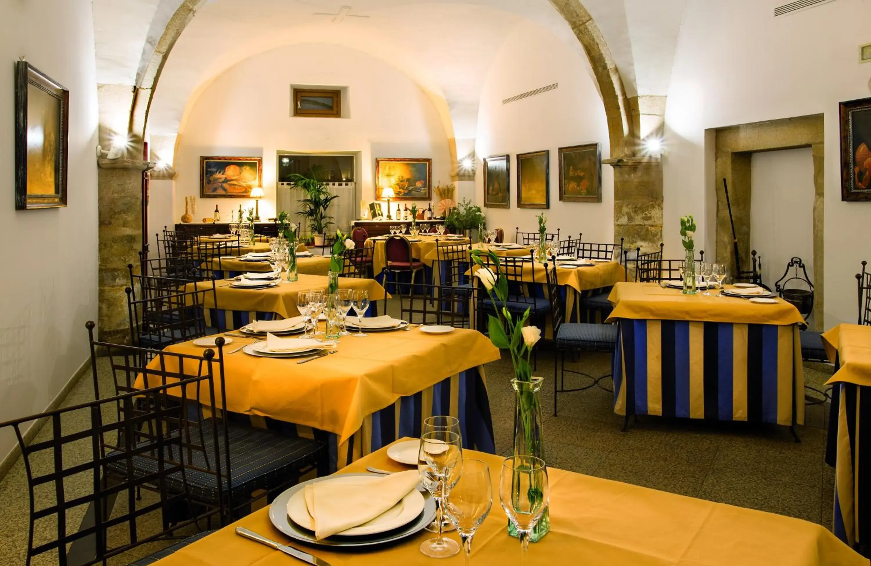 Restaurant/Places to Eat in Izan Trujillo
