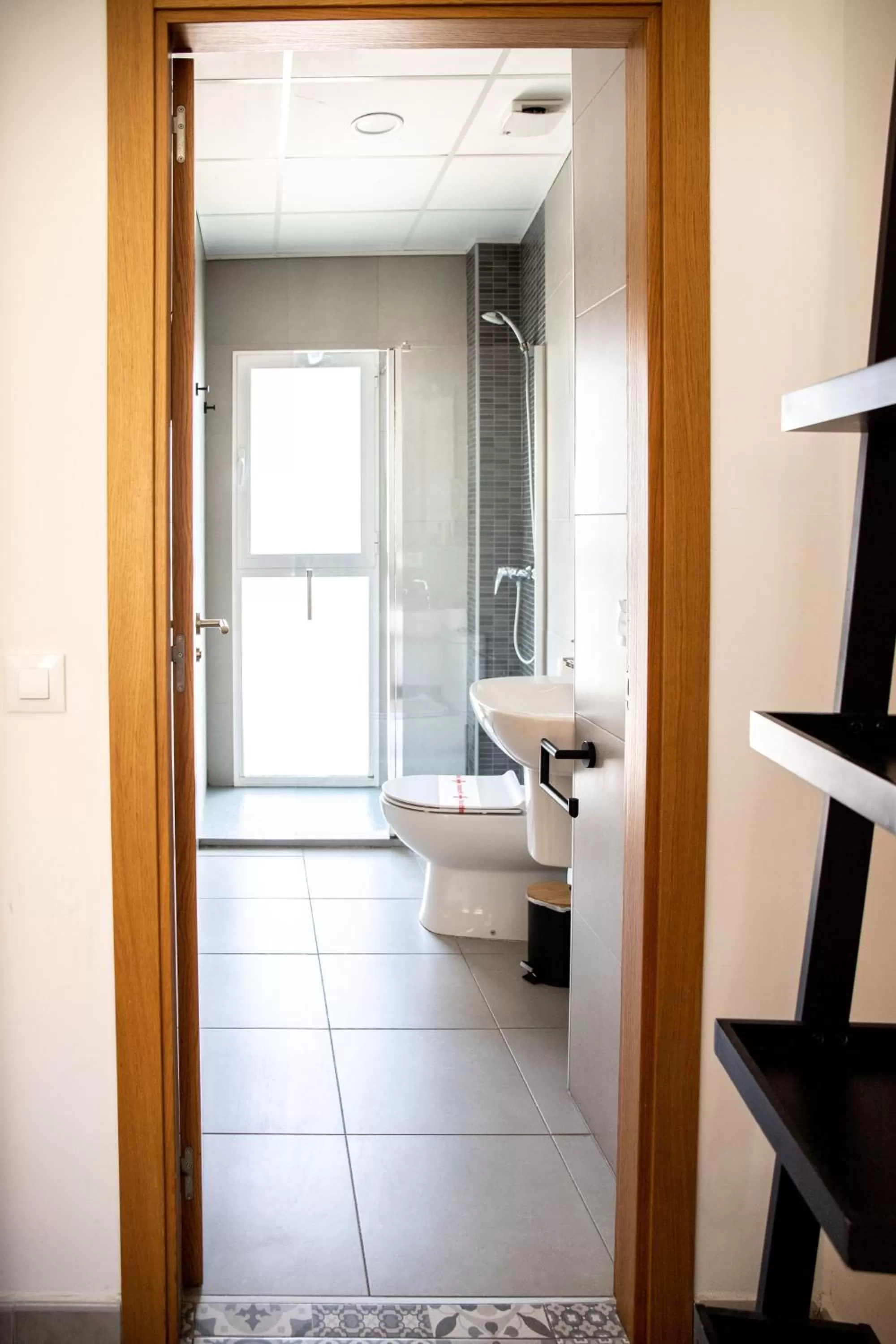 Shower, Bathroom in Zalamera BnB