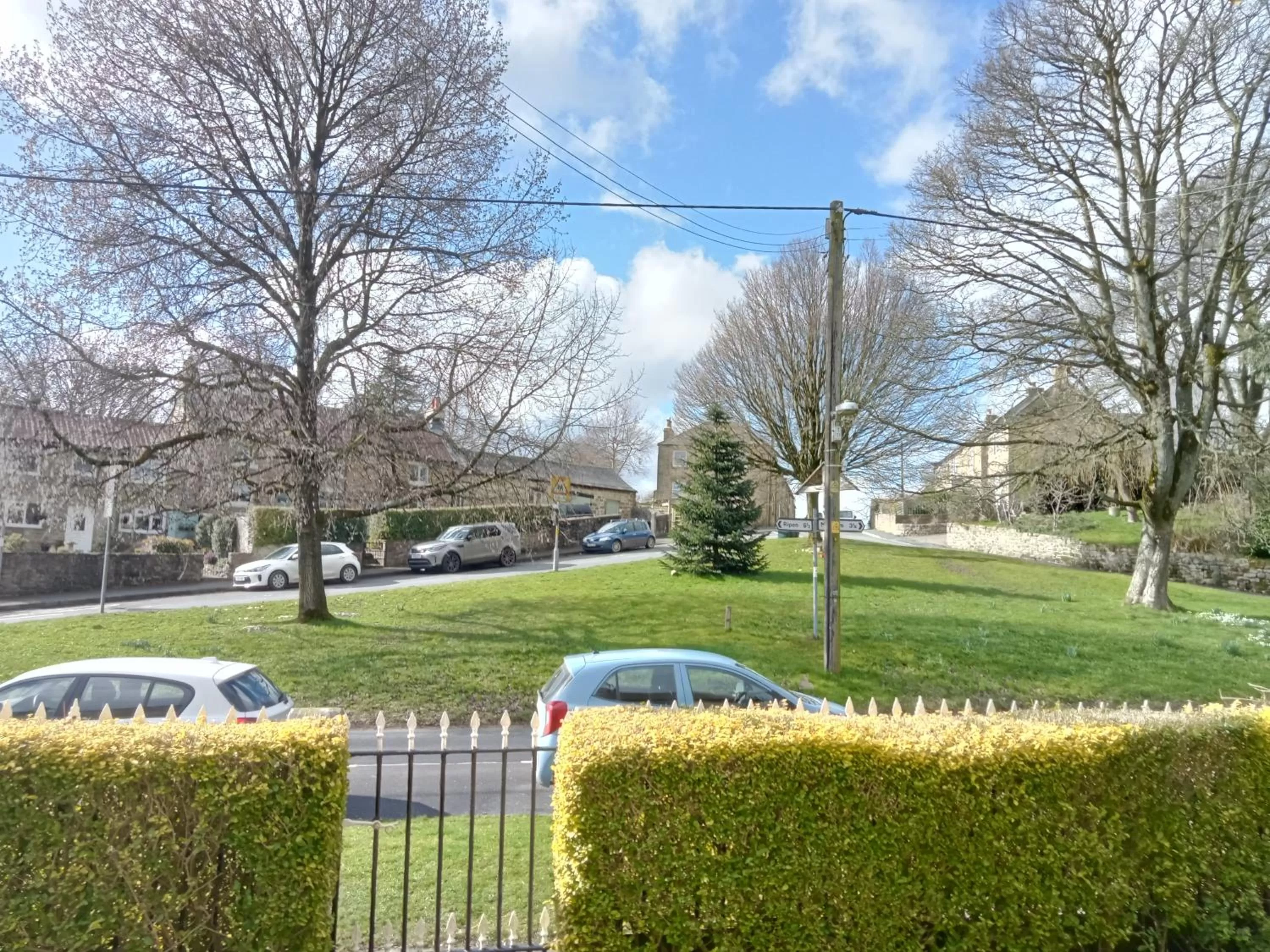 Garden view, Garden in Orchard Cottage