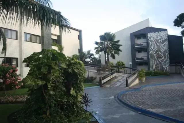 Property building in Hotel Canarius D'Gaibu Property building in Hotel Canarius D'Gaibu