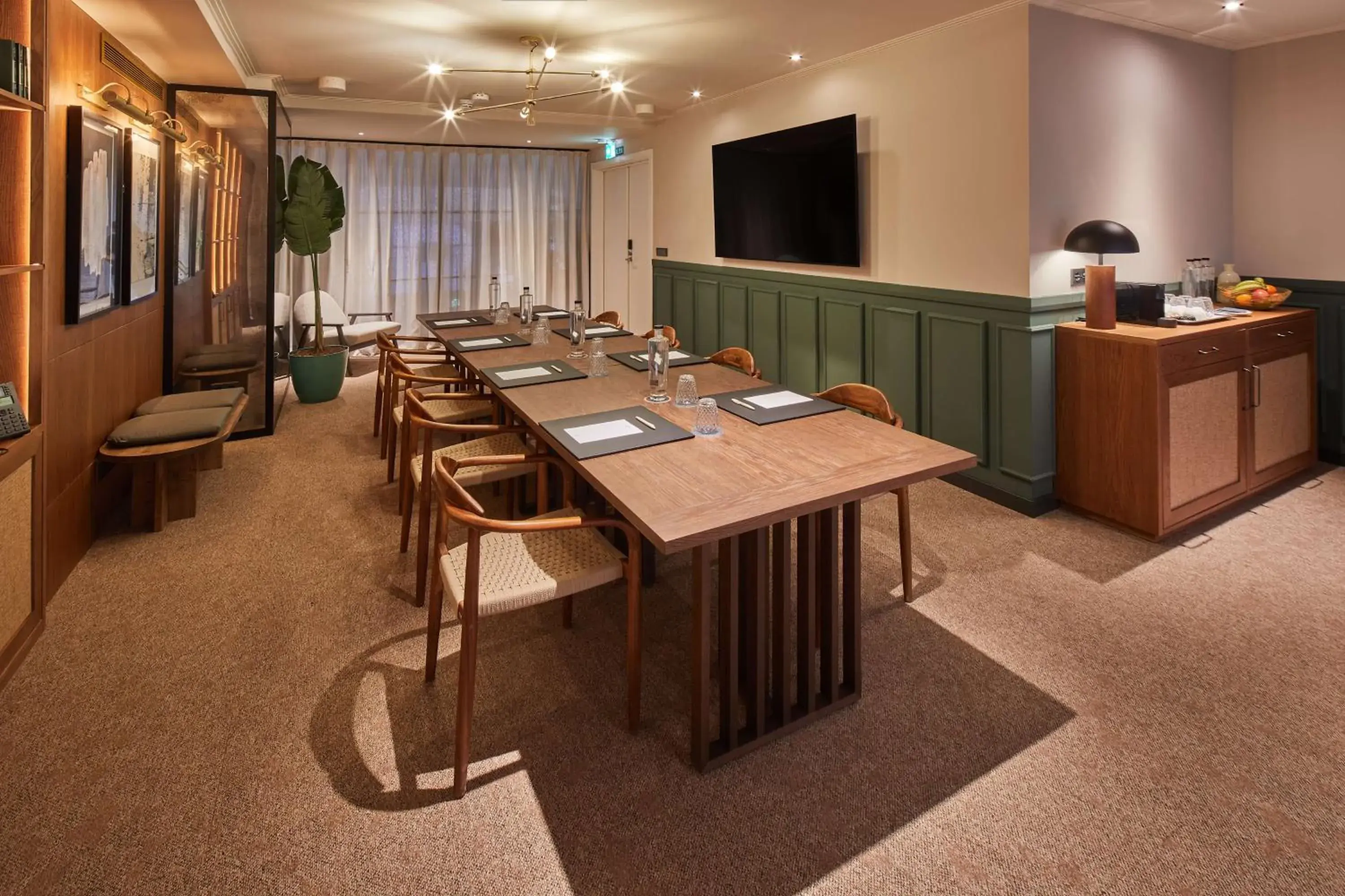 Meeting/conference room in Via Sants Hotel Barcelona, Tapestry Collection By Hilton