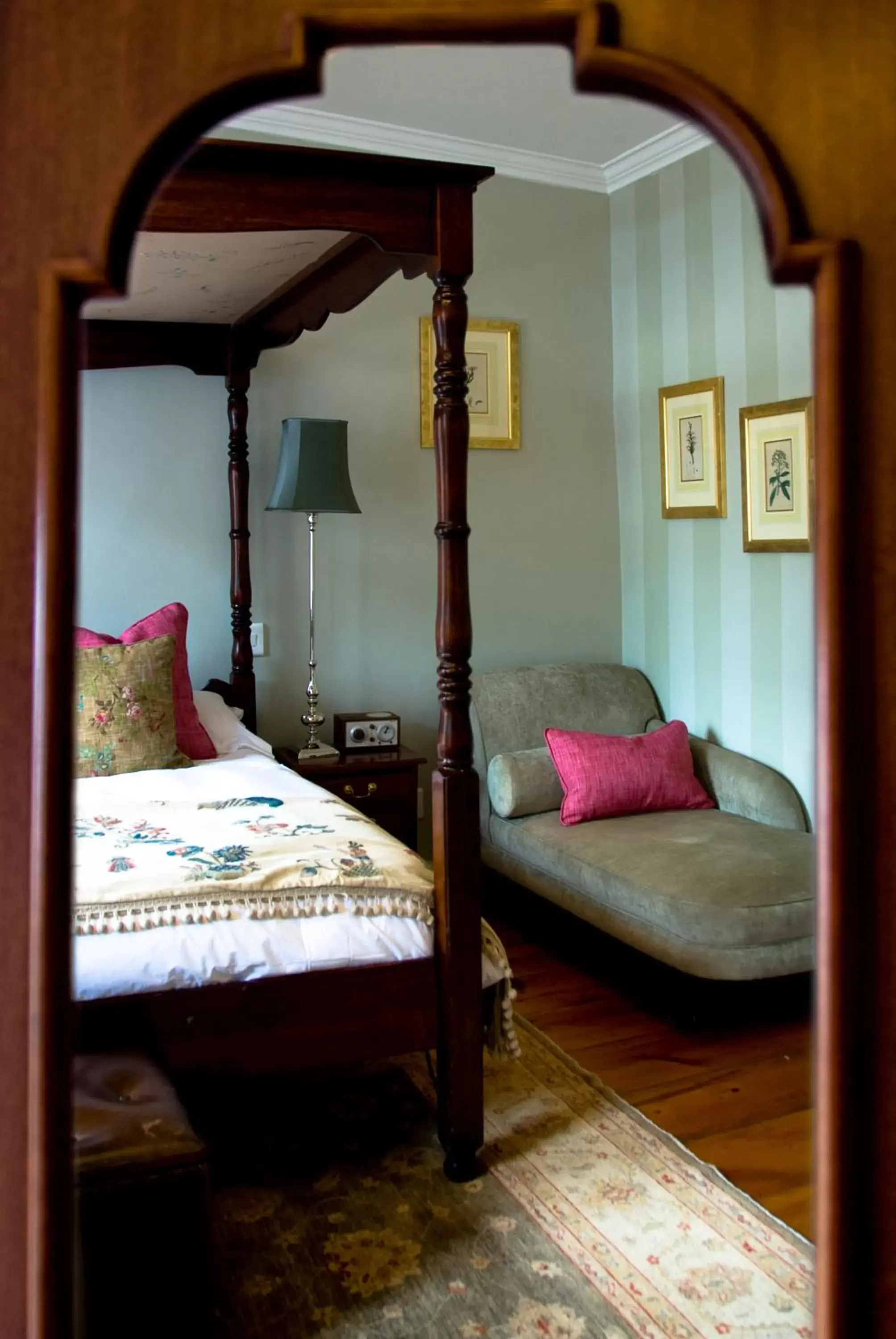 Seating area, Bed in Cape Heritage Hotel