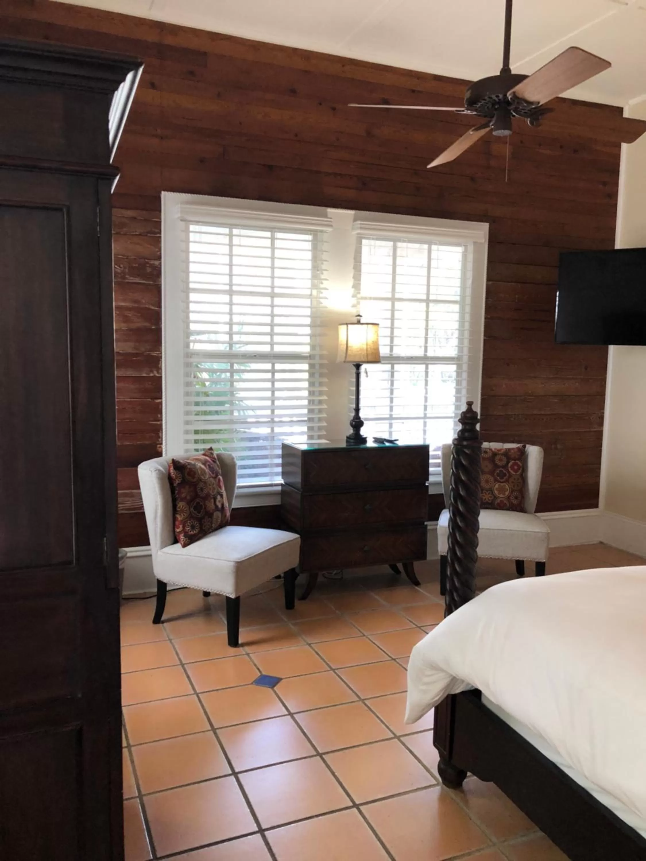 Seating Area in L'Habitation Guesthouse- Adult Exclusive