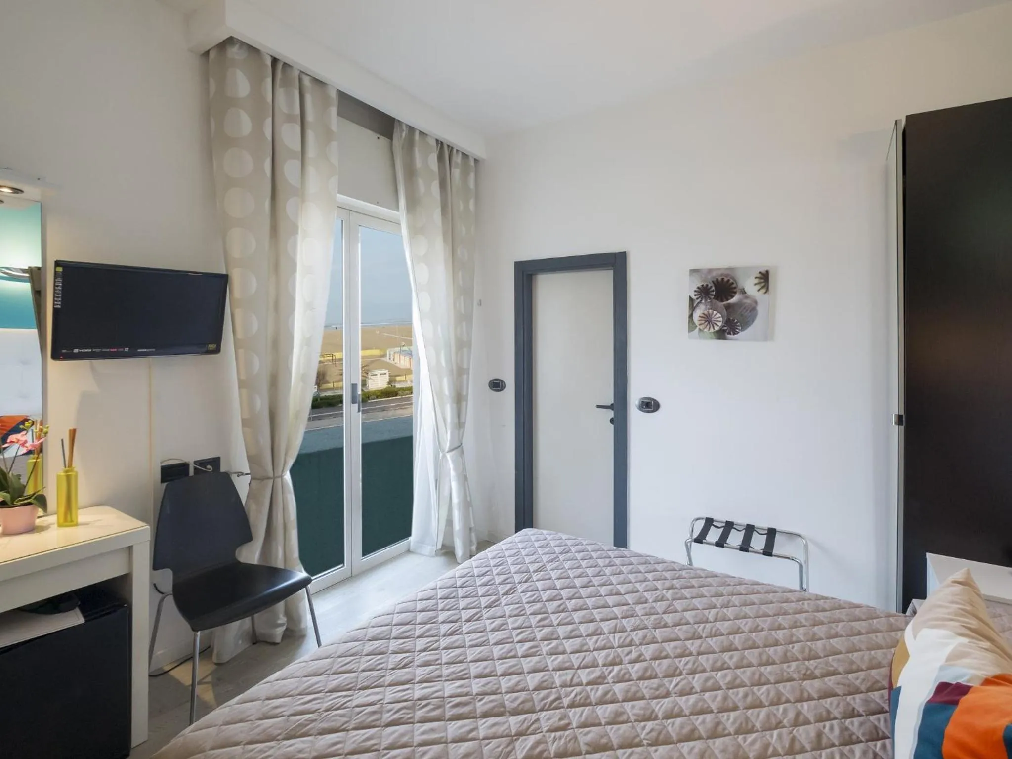 Photo of the whole room, Bed in Hotel Levante