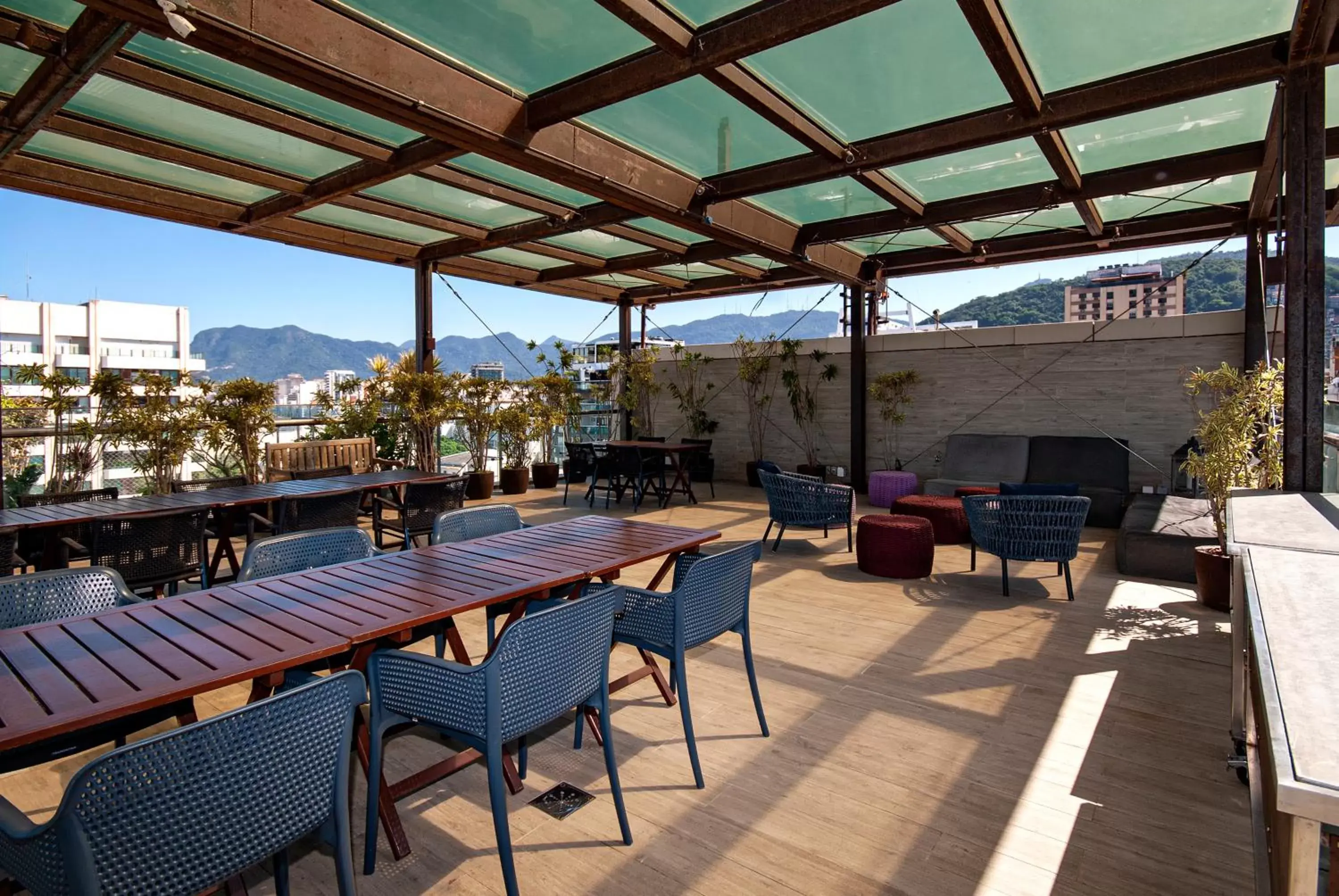 Balcony/Terrace, Restaurant/Places to Eat in Arena Ipanema Hotel