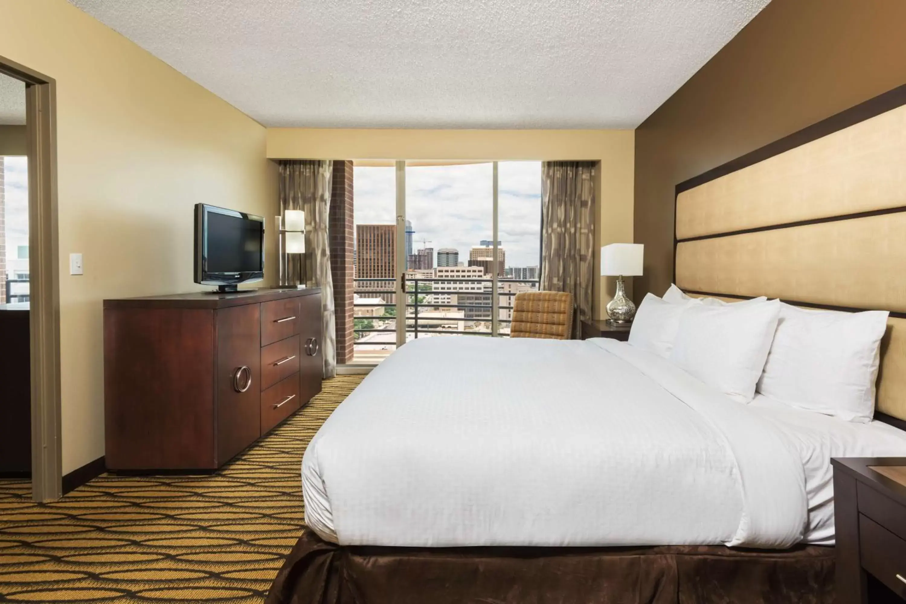 Bedroom in DoubleTree Suites by Hilton Hotel Austin