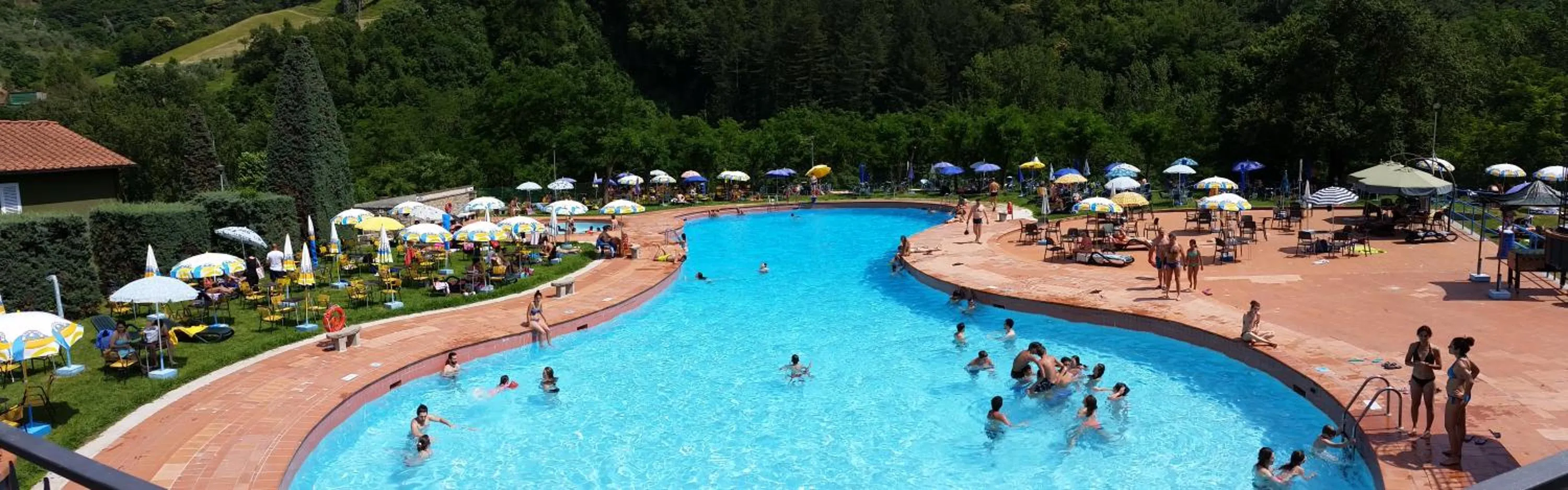 Pool view in Hotel Marrani