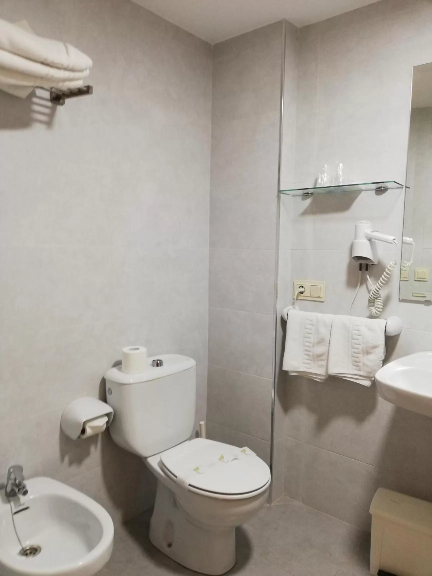 Bathroom in Labella María