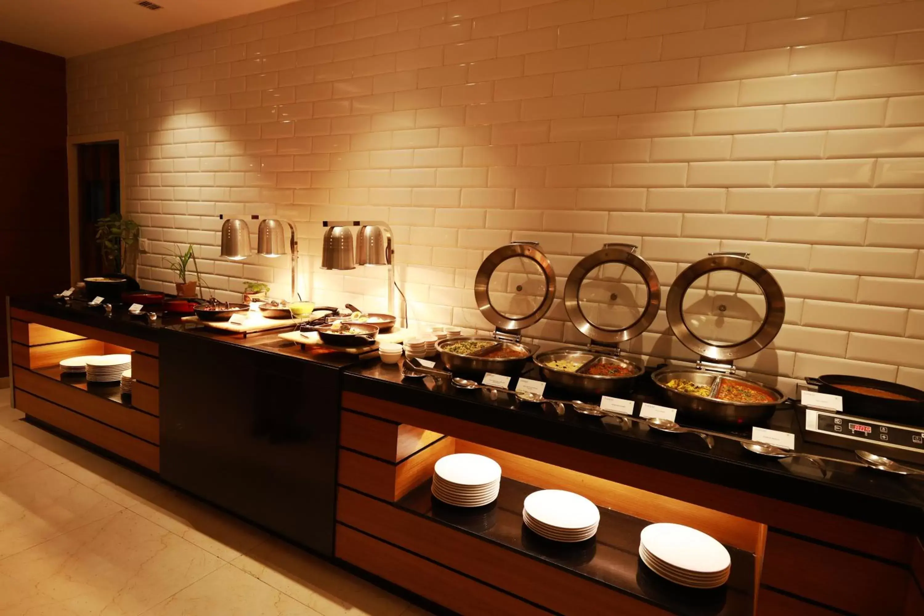 Restaurant/Places to Eat in Fairfield by Marriott Pune Kharadi