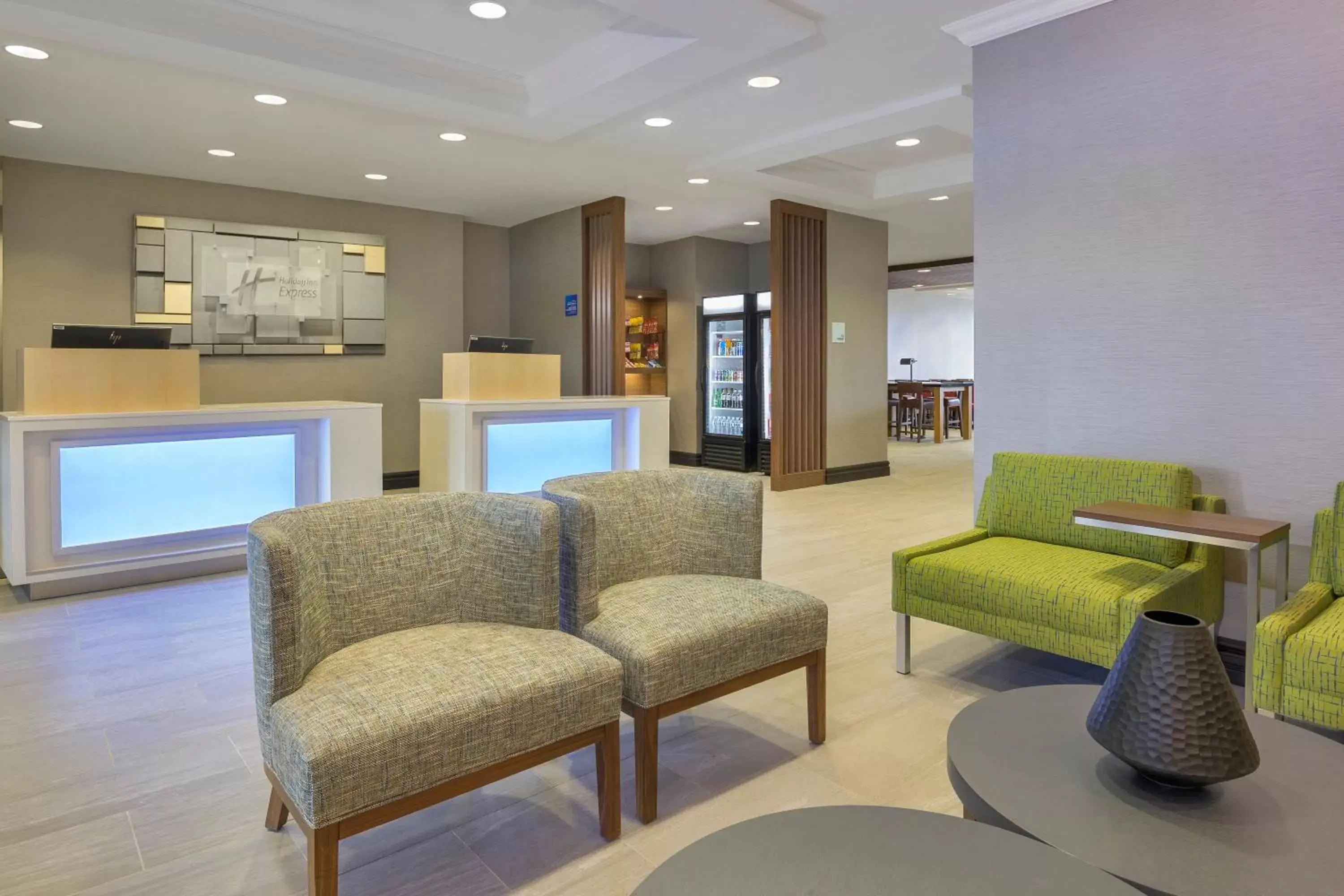 Property building, Lobby/Reception in Holiday Inn Express Hotel & Suites North Bay, an IHG Hotel