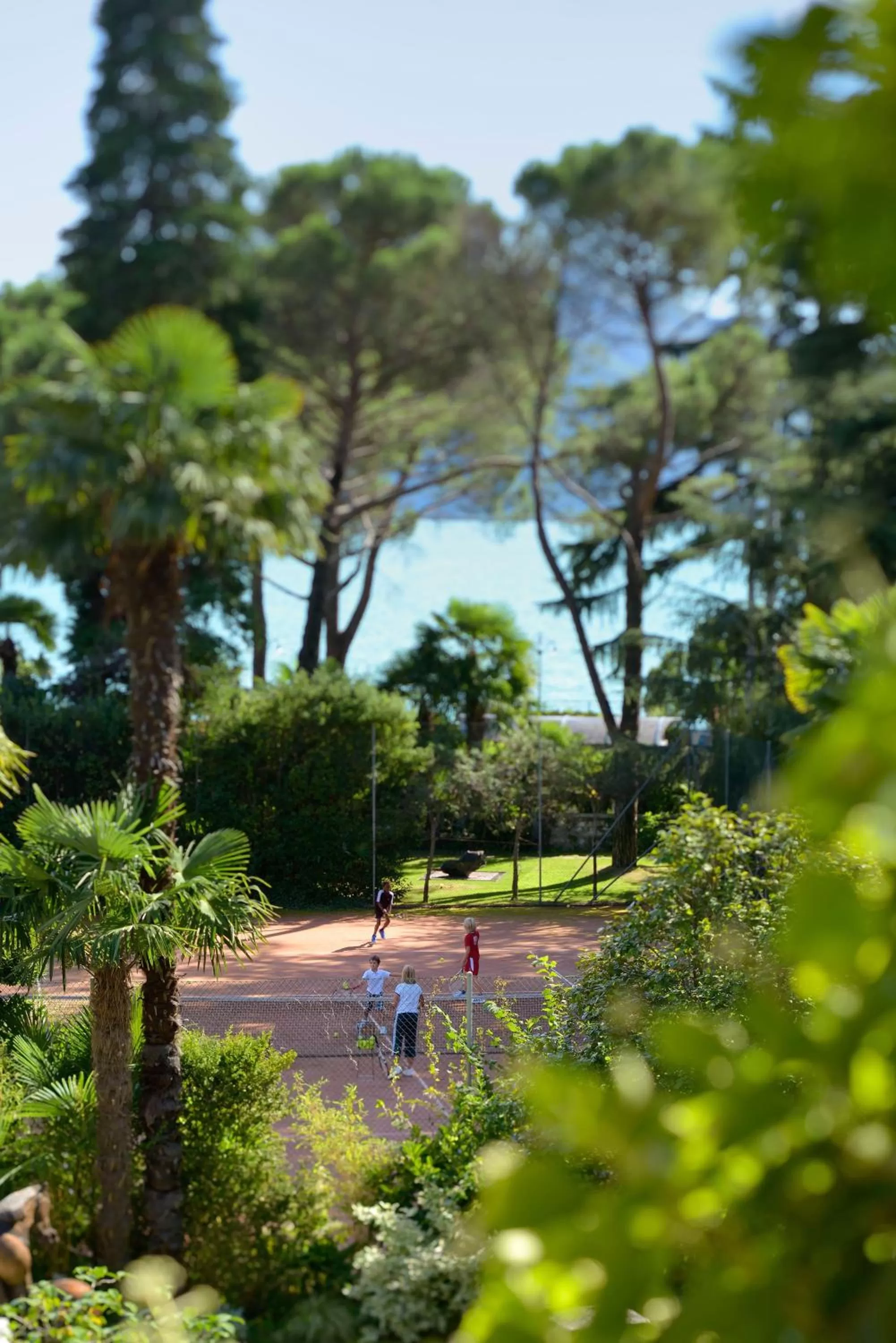 People in Grand Hotel Villa Castagnola