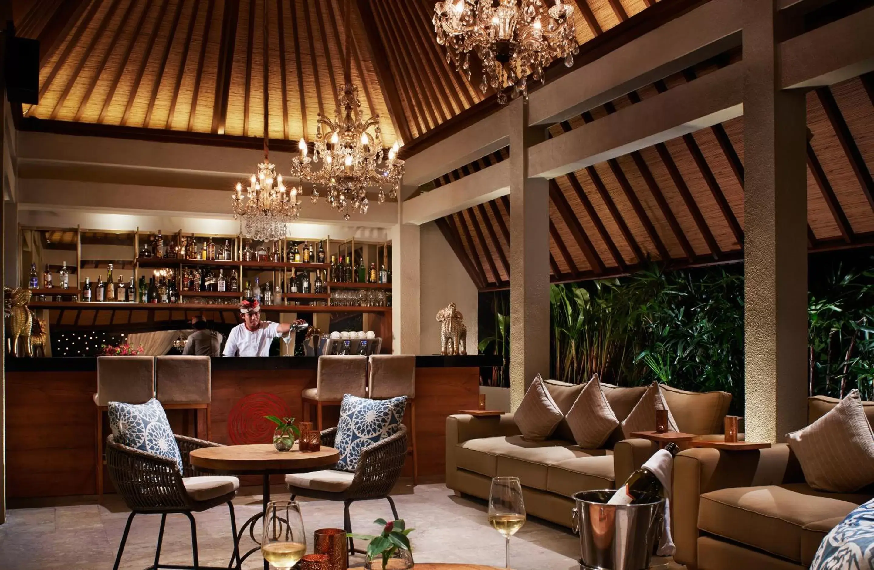 Restaurant/places to eat, Lounge/Bar in Goya Boutique Resort