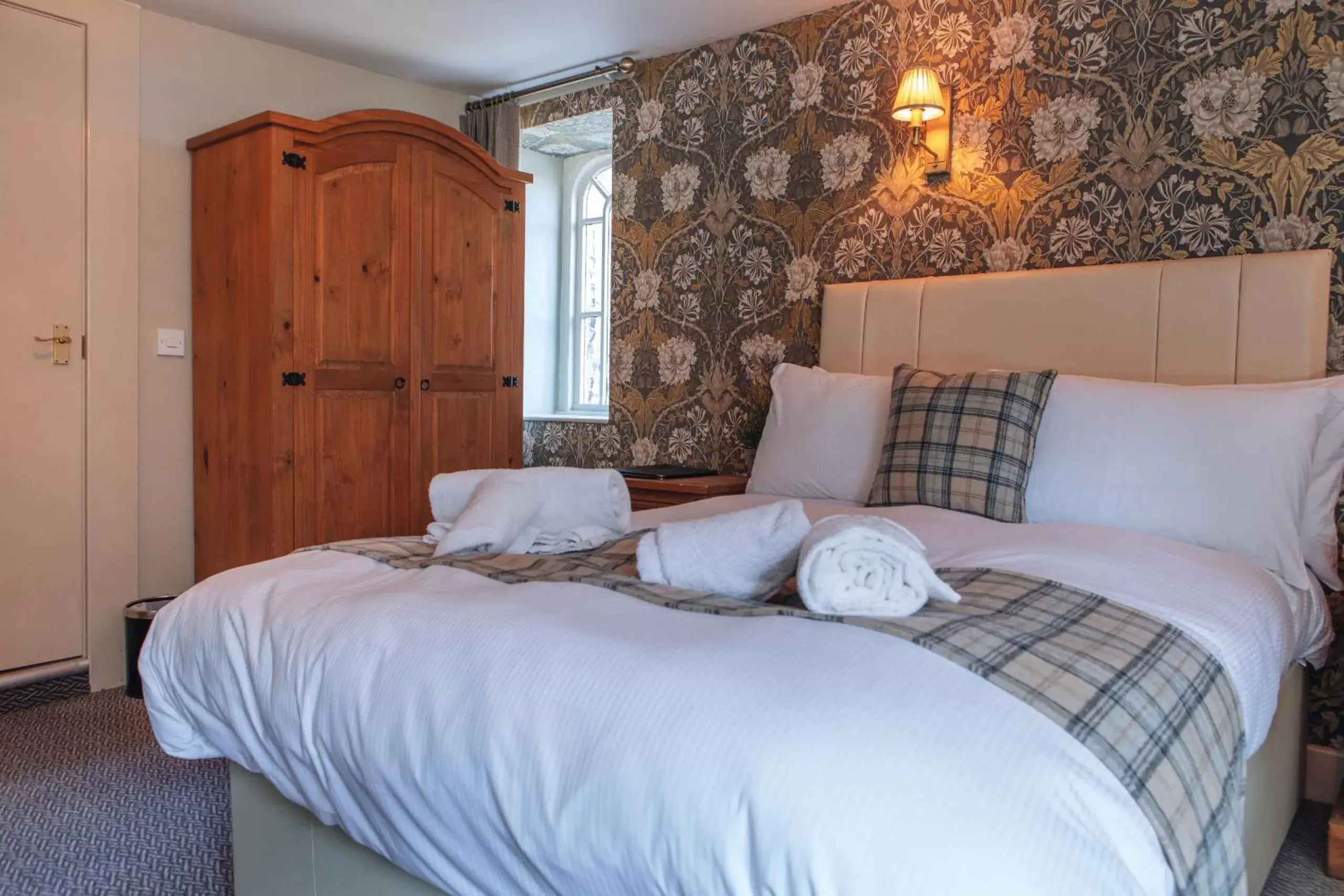 Bedroom, Bed in Black Lion Hotel Richmond North Yorkshire