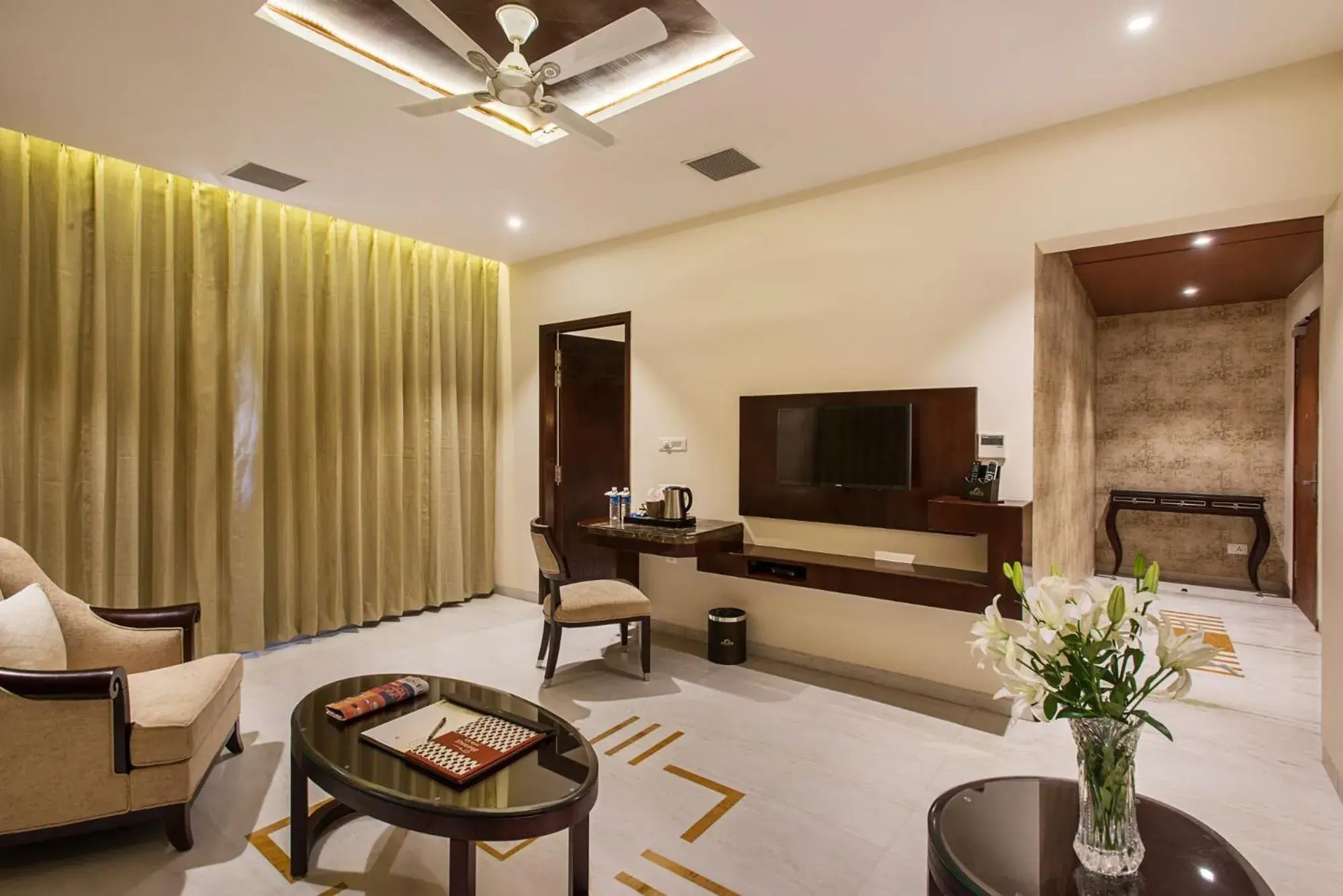 Living room, TV/Entertainment Center in KK Royal Hotel & Convention Centre