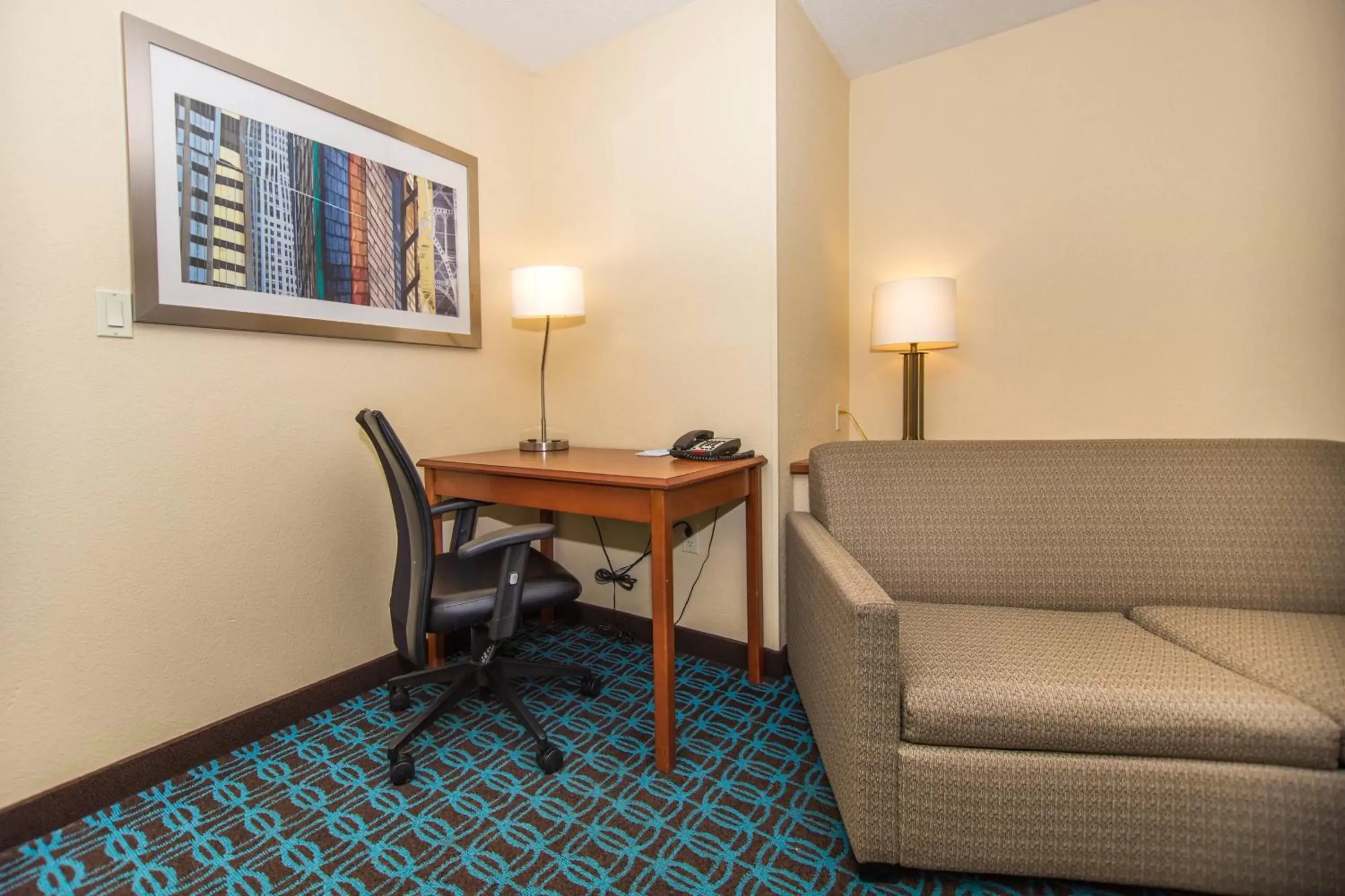 Bedroom, Seating Area in Fairfield Inn & Suites Rapid City