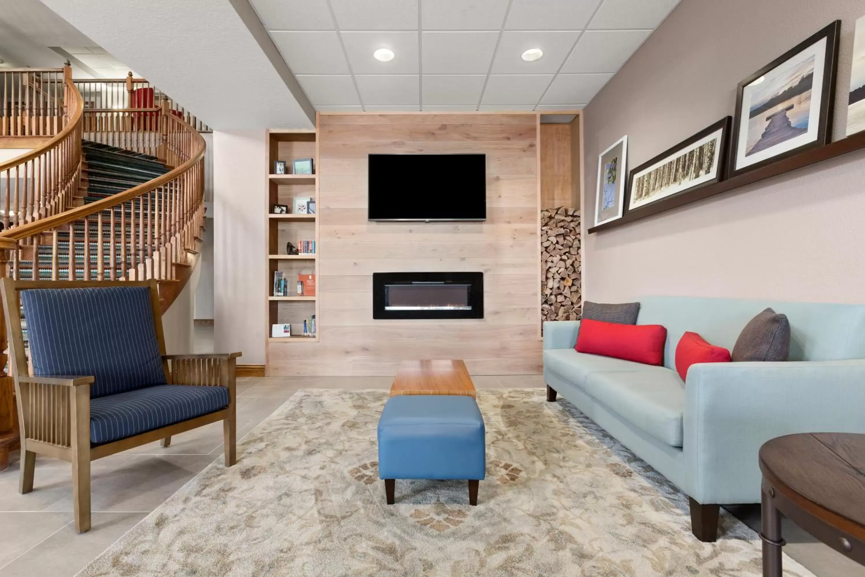 Lobby or reception in Country Inn & Suites by Radisson, Port Canaveral, FL Lobby or reception in Country Inn & Suites by Radisson, Port Canaveral, FL