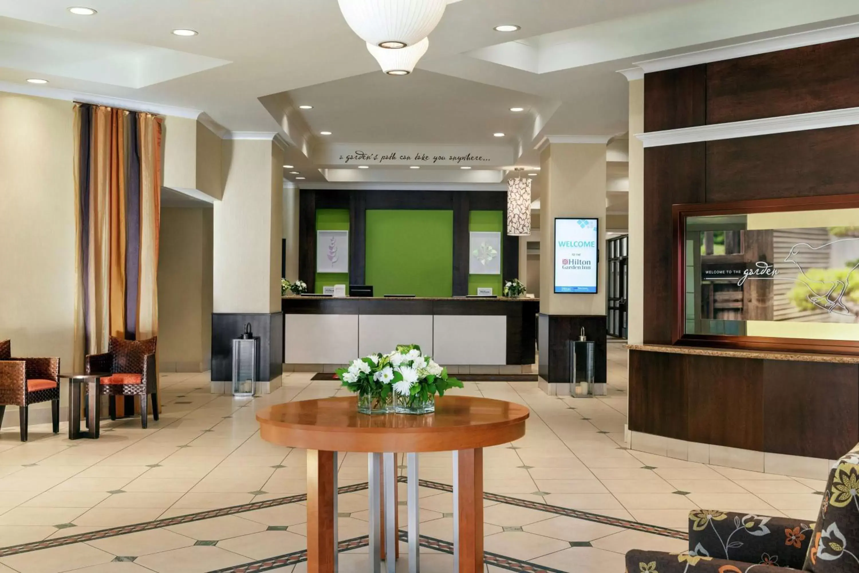 Lobby or reception in Hilton Garden Inn Saskatoon Downtown