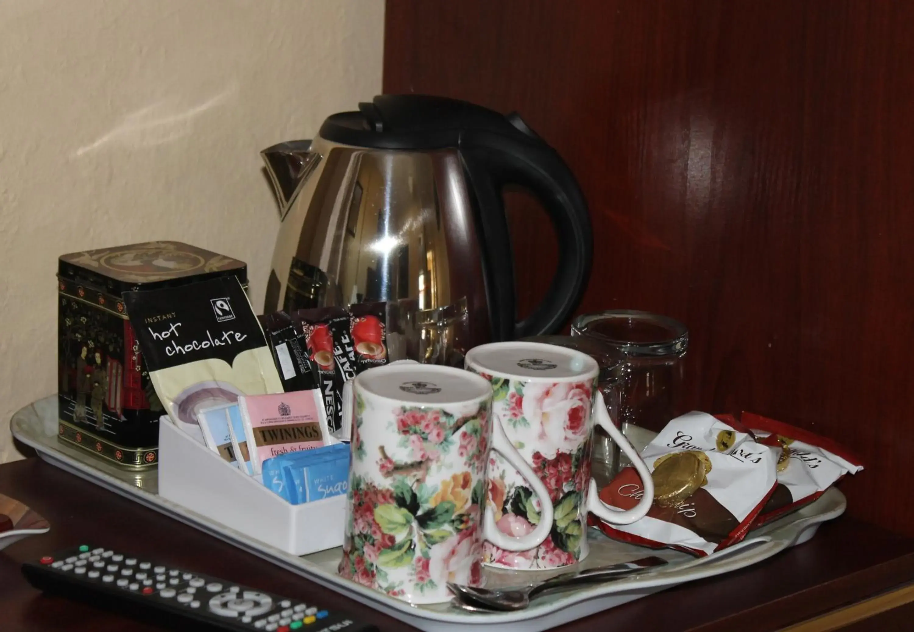 Coffee/tea facilities in Wortley Cottage Guest House