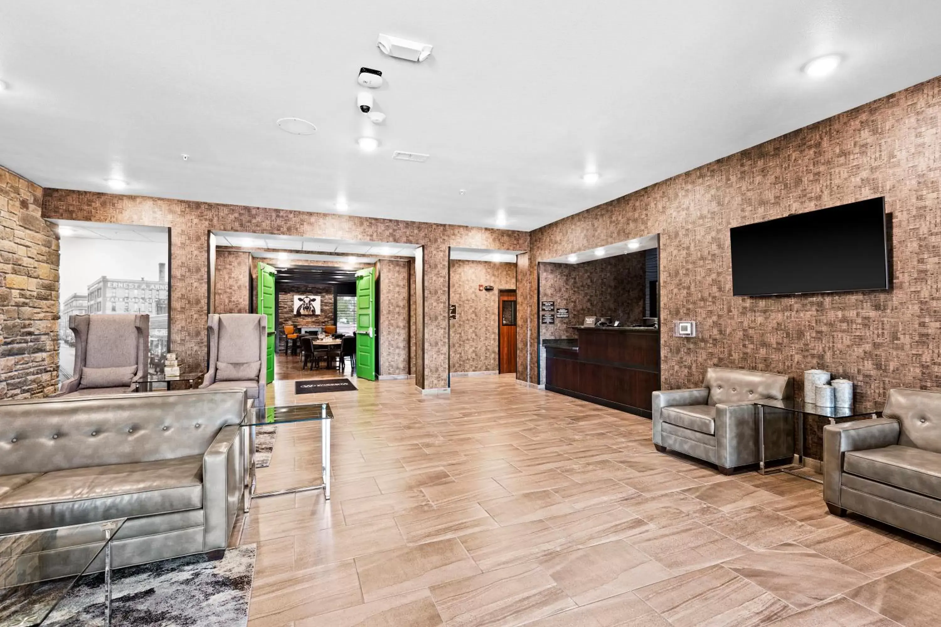 Lobby or reception in Cobblestone Hotel & Suites - Superior Duluth Lobby or reception in Cobblestone Hotel & Suites - Superior Duluth