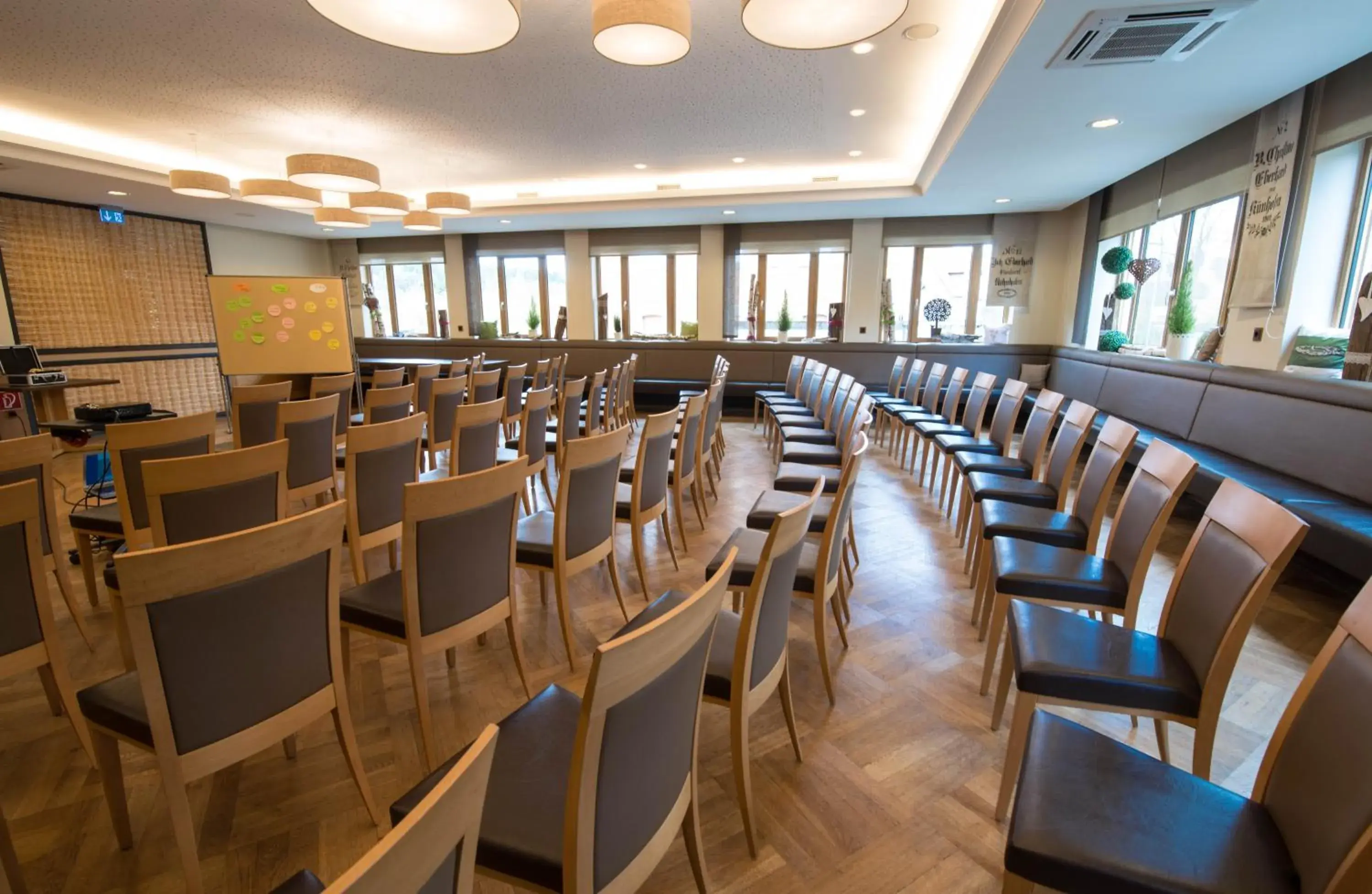 Meeting/conference room in Landhotel-Gasthof Grüner Baum