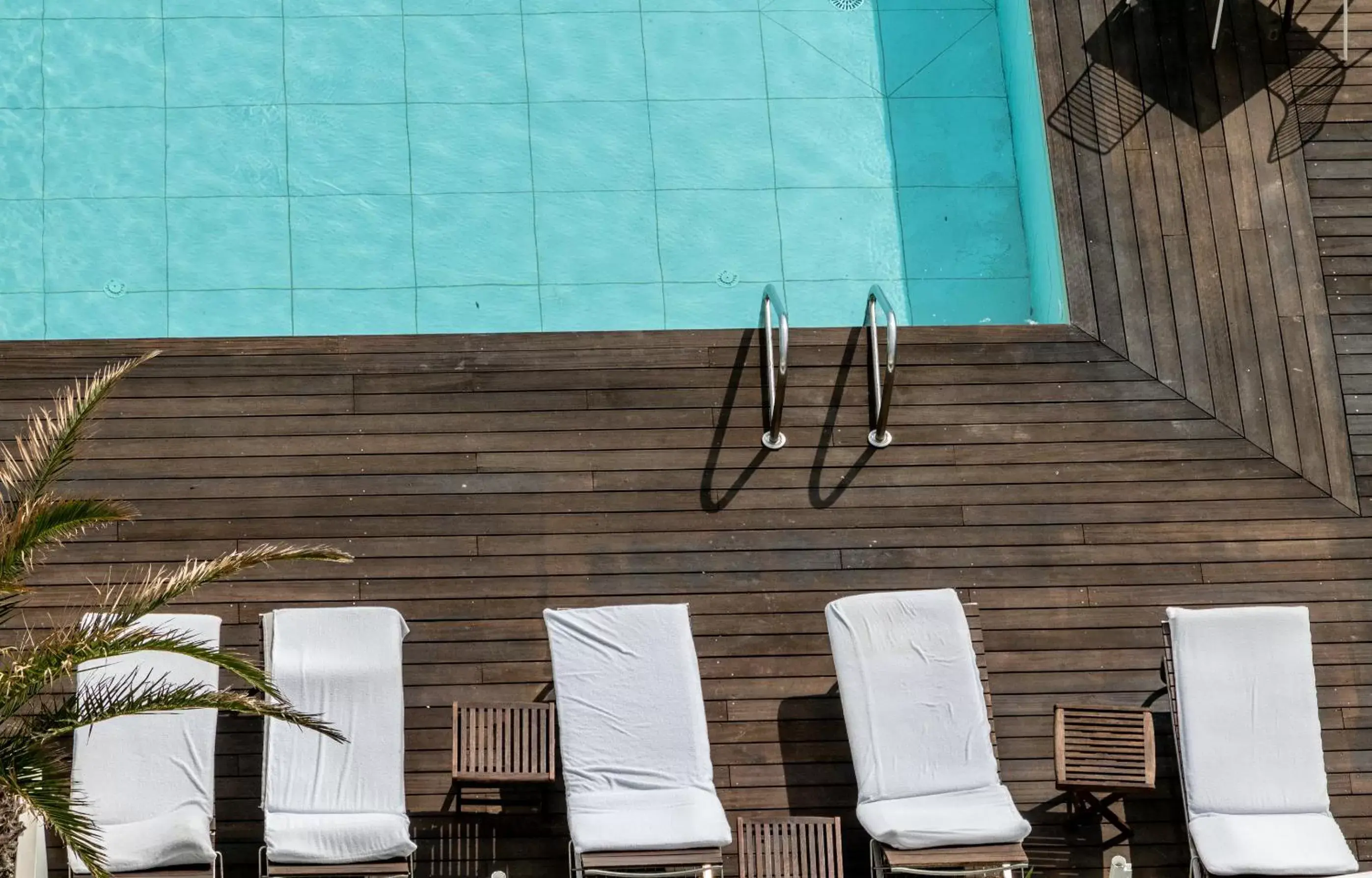 Pool view in Vistamare Suite