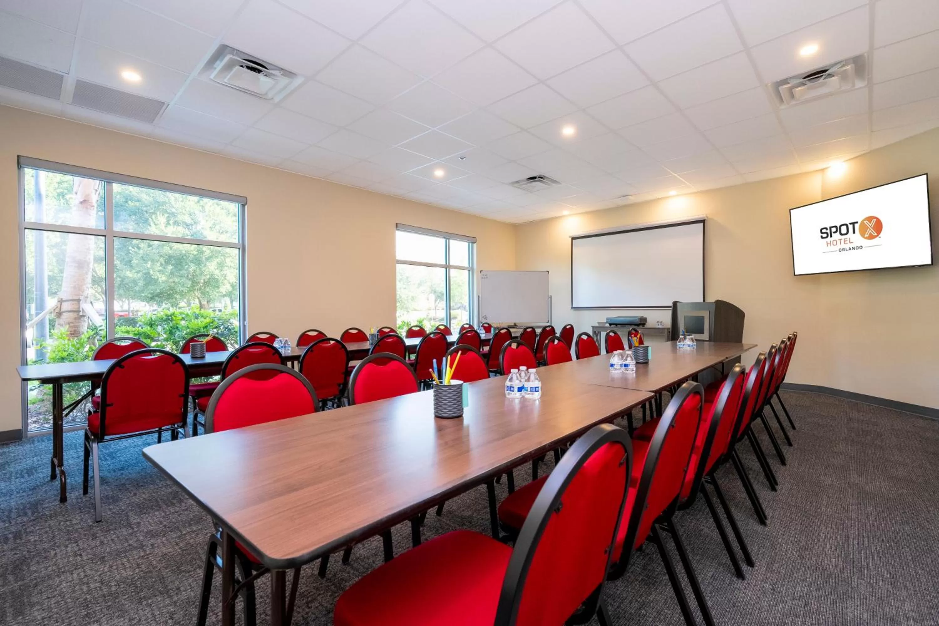 Meeting/conference room in SPOT X Hotel Orlando Intl Dr by The Red Collection