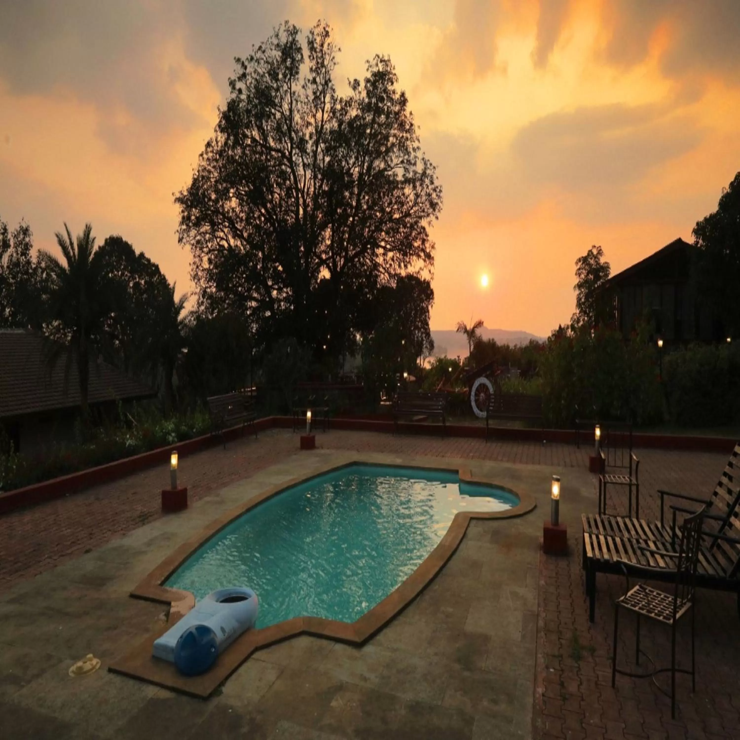 Swimming pool in Jayshin Lake Vaitarna Resort - Igatpuri