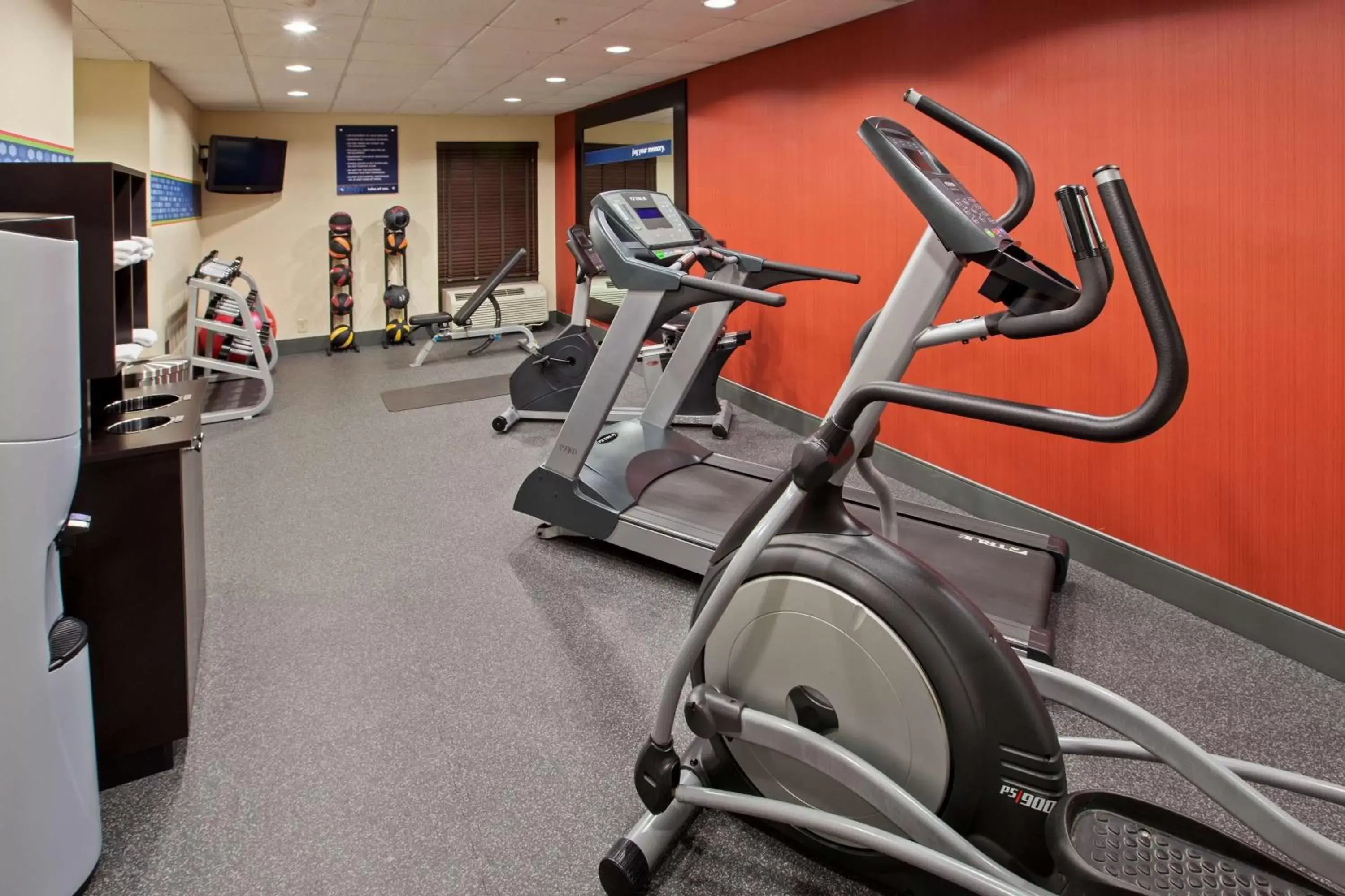 Fitness centre/facilities, Fitness Center/Facilities in Hampton Inn Dickson