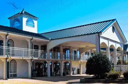 Property building in Americana Inn - Henderson Property building in Americana Inn - Henderson