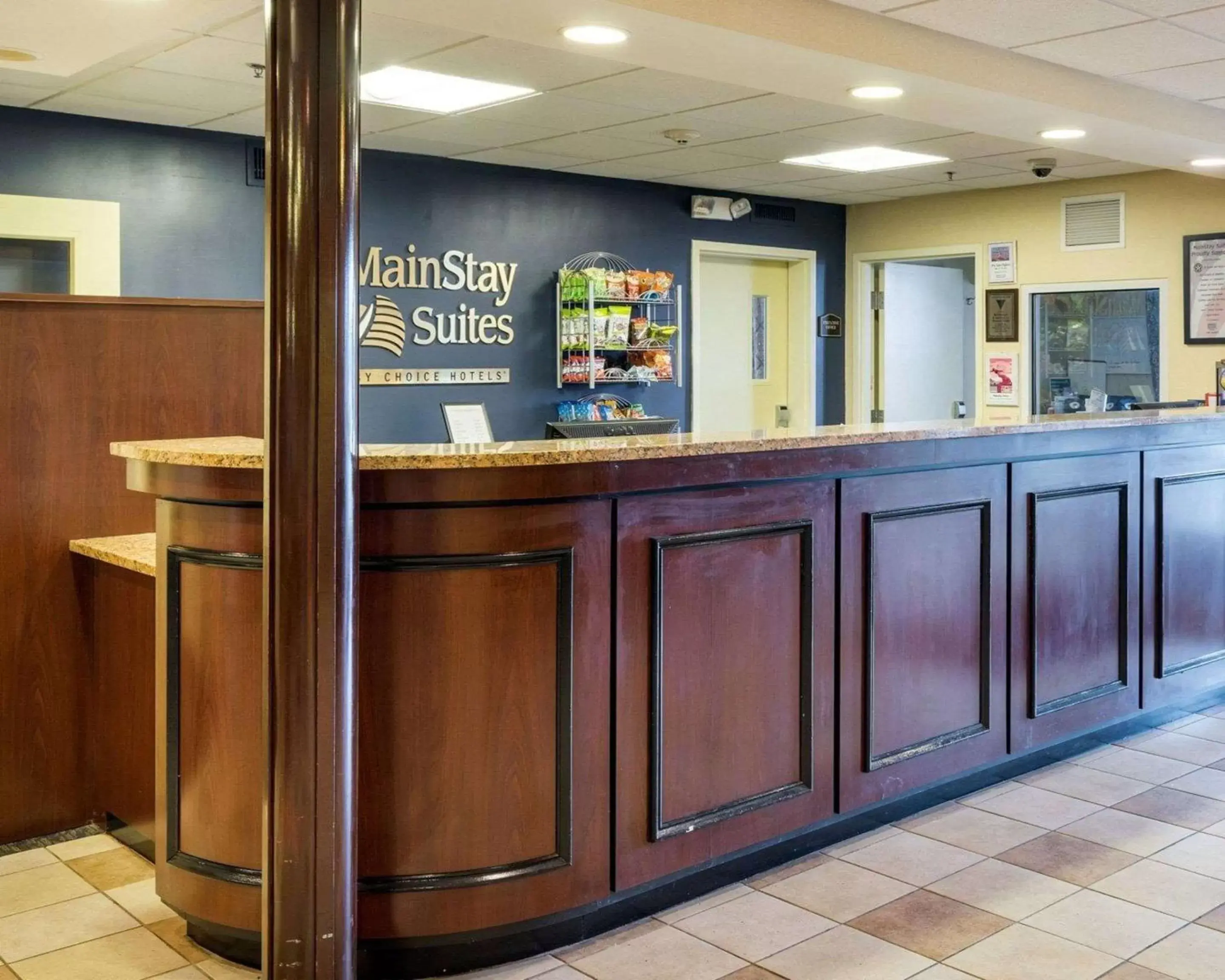 Lobby or reception in Mainstay Suites Dover